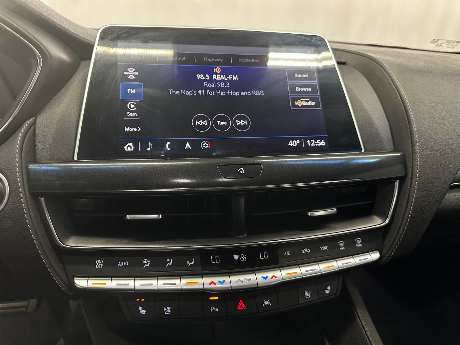 Thumbnail: 2022 Cadillac CT5 - 3