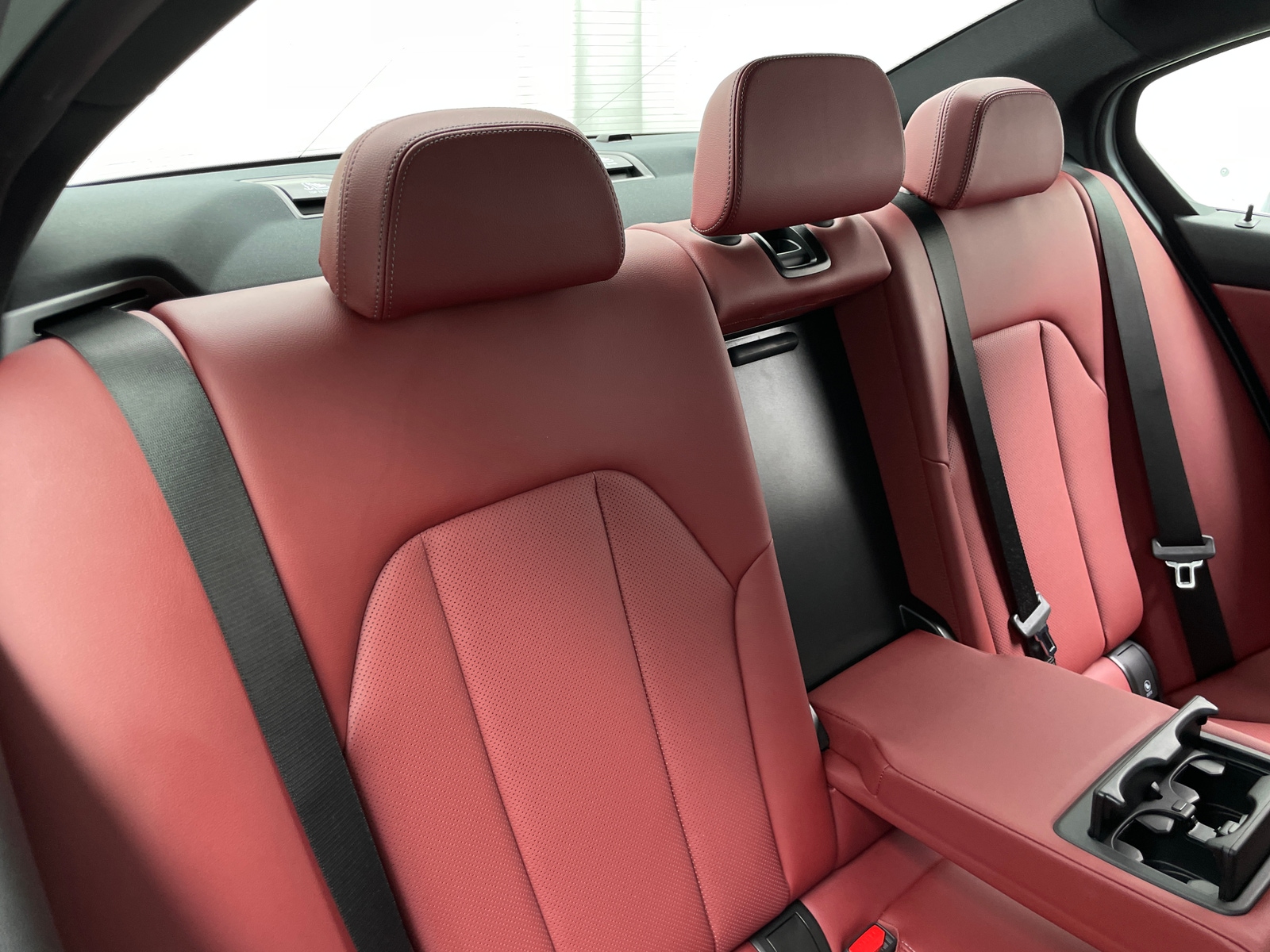 Thumbnail: 2025 BMW 3 Series - 5