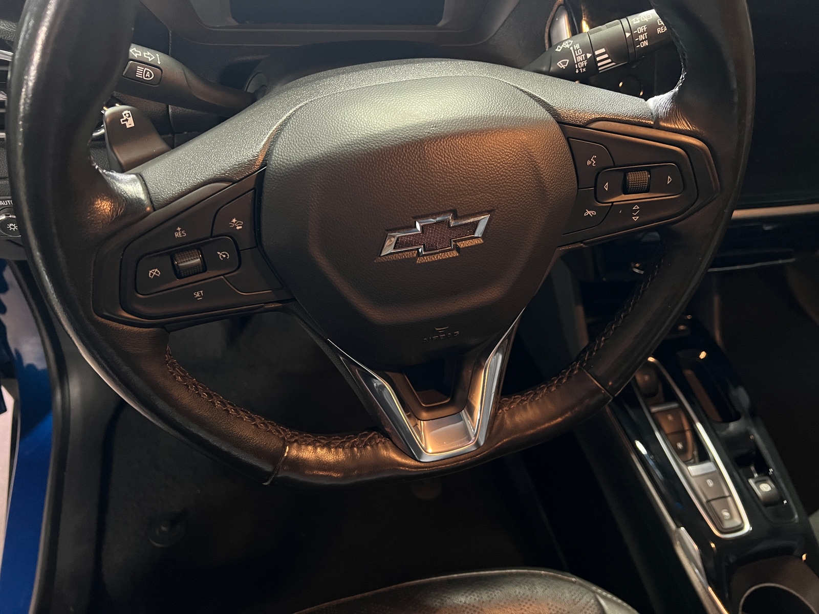 Thumbnail: 2023 Chevrolet Bolt EV - 4