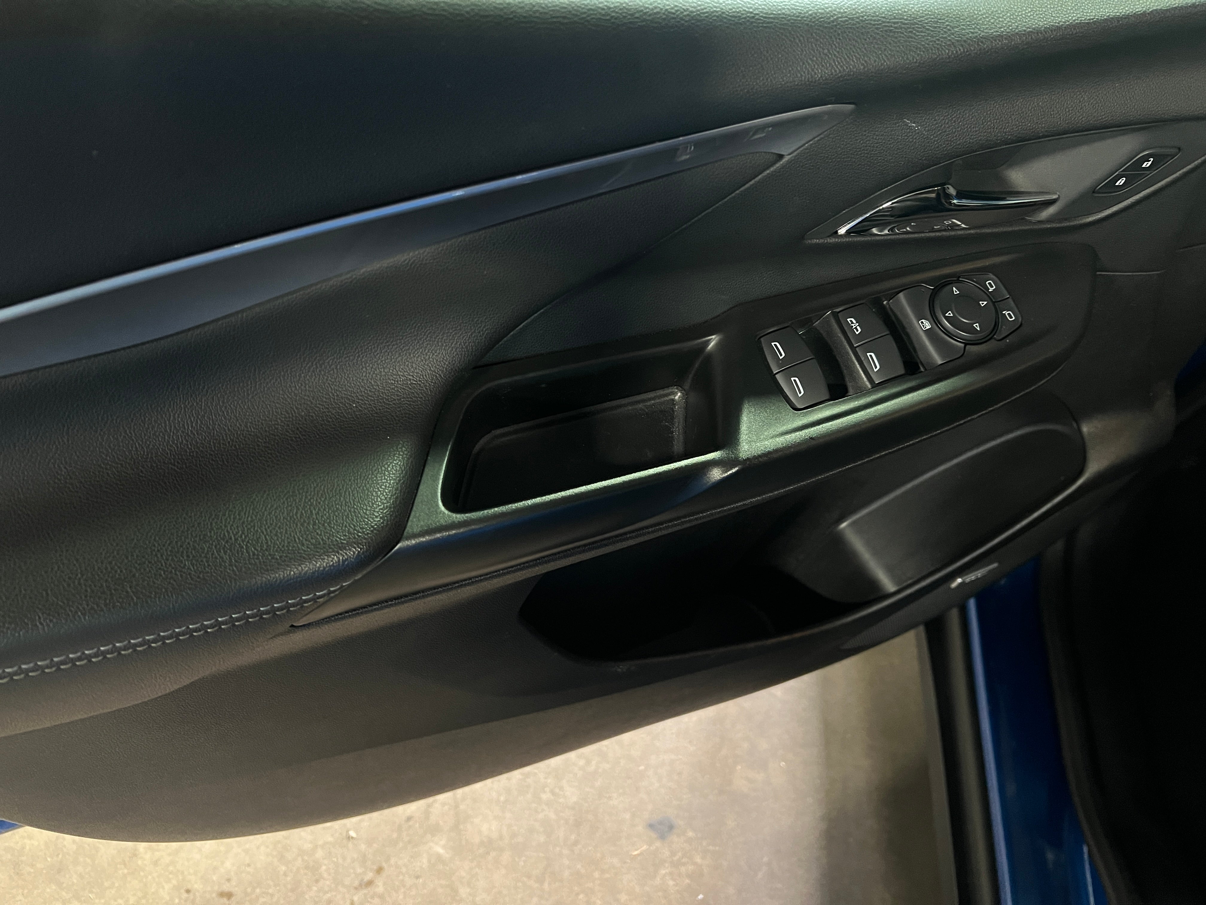 Used 2023 Chevrolet Bolt EV 2LT with VIN 1G1FX6S03P4177773 for sale in Oak Creek, WI