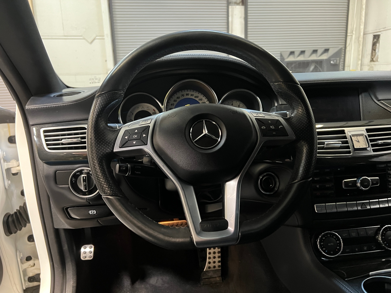 Thumbnail: 2014 Mercedes-Benz CLS - 4