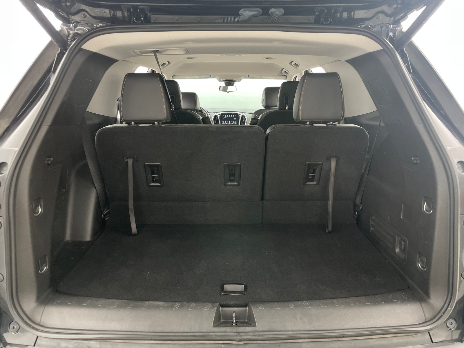 Thumbnail: 2018 Chevrolet Traverse - 6