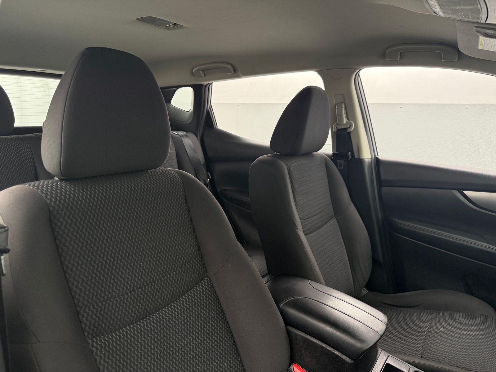 Thumbnail: 2020 Nissan Rogue Sport - 2