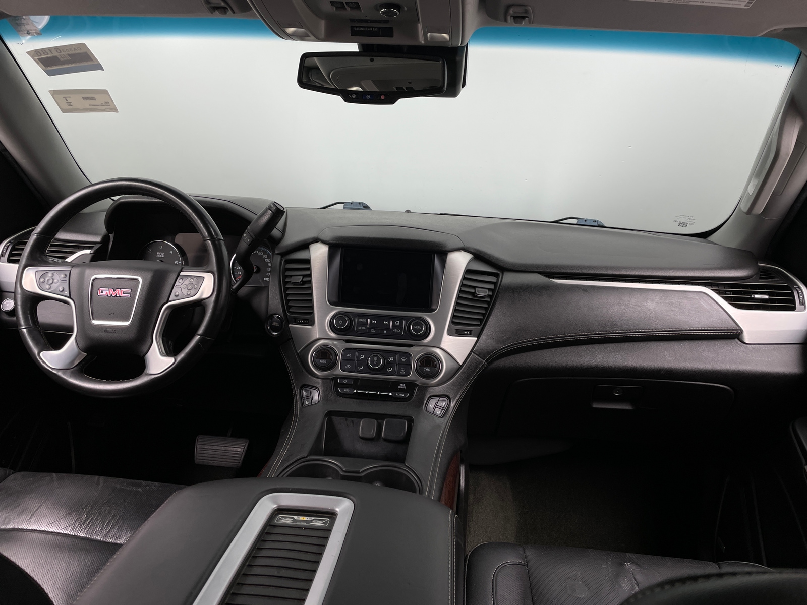 Thumbnail: 2017 GMC Yukon XL - 2