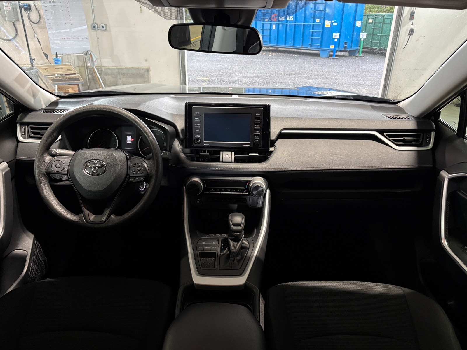 Thumbnail: 2020 Toyota RAV4 - 3