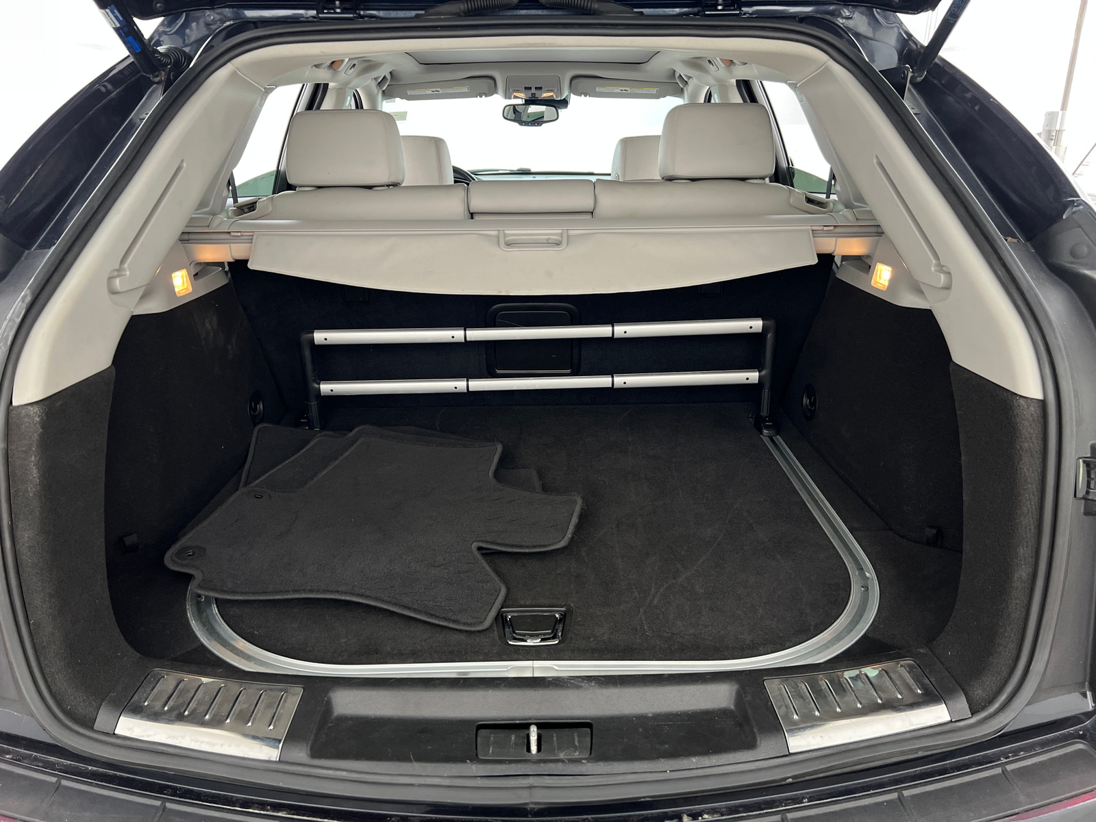 Thumbnail: 2015 Cadillac SRX - 6