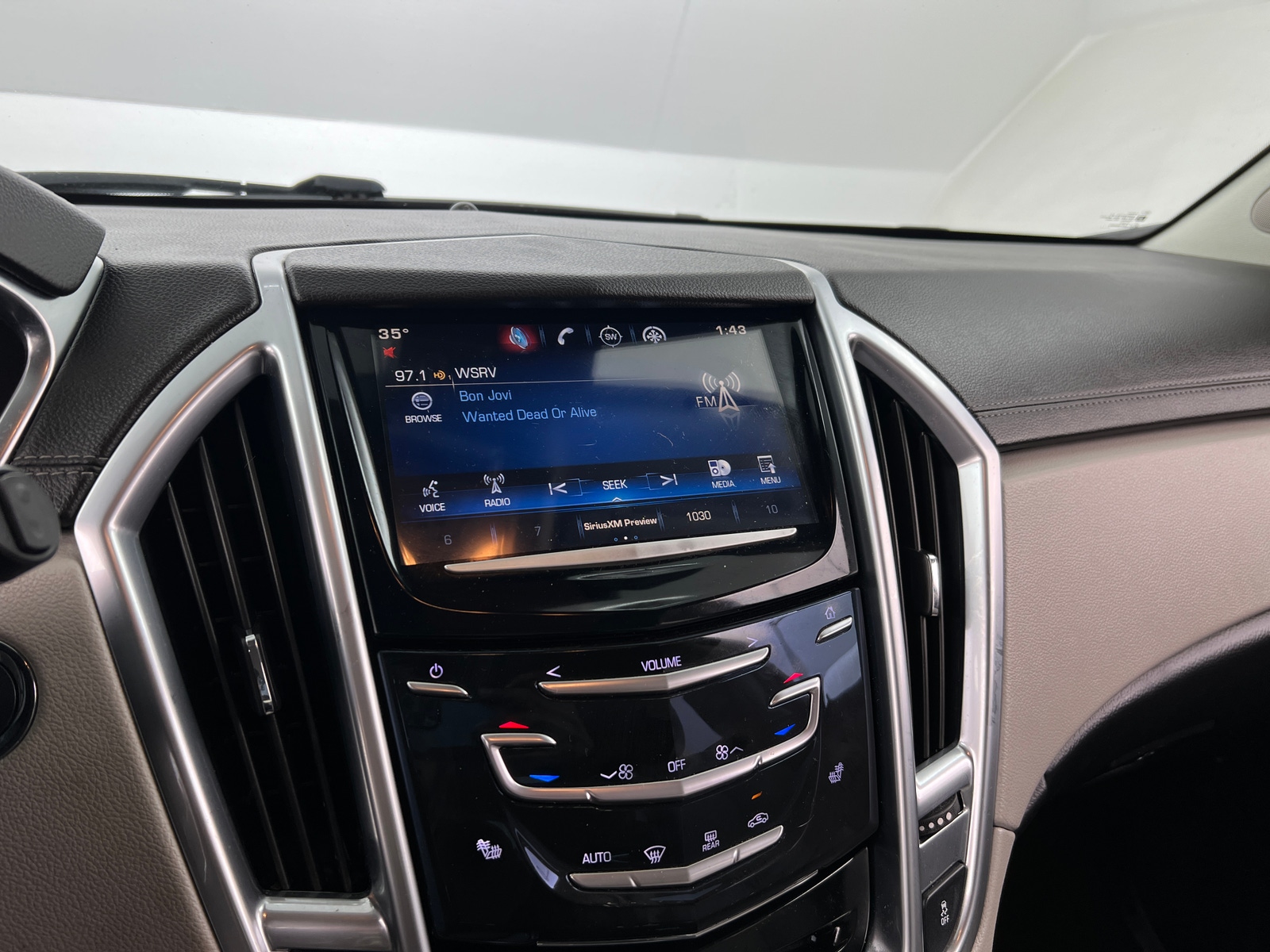 Thumbnail: 2015 Cadillac SRX - 3