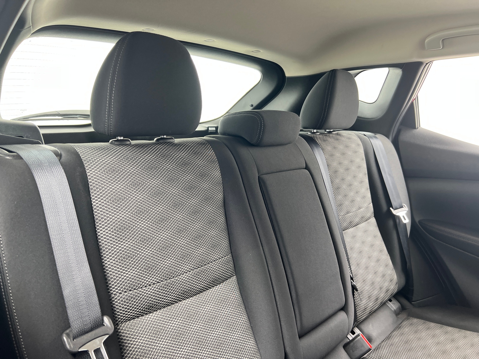 Thumbnail: 2019 Nissan Rogue Sport - 6