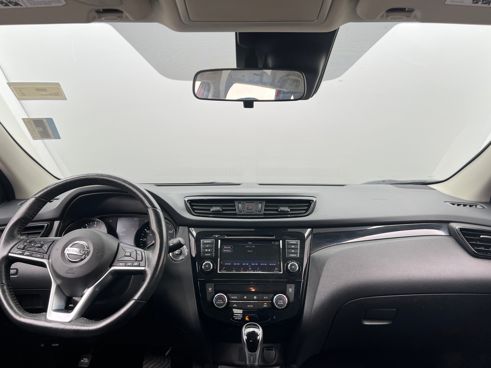 Thumbnail: 2019 Nissan Rogue Sport - 3