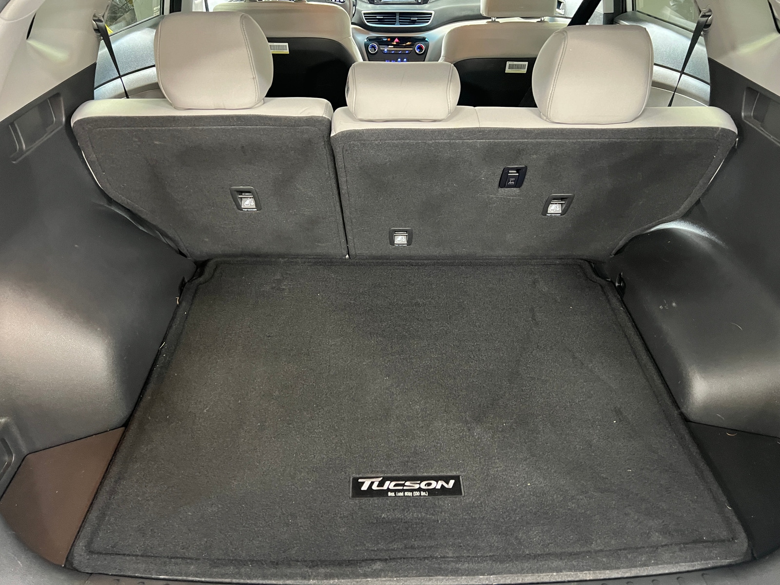 Thumbnail: 2019 Hyundai Tucson - 7