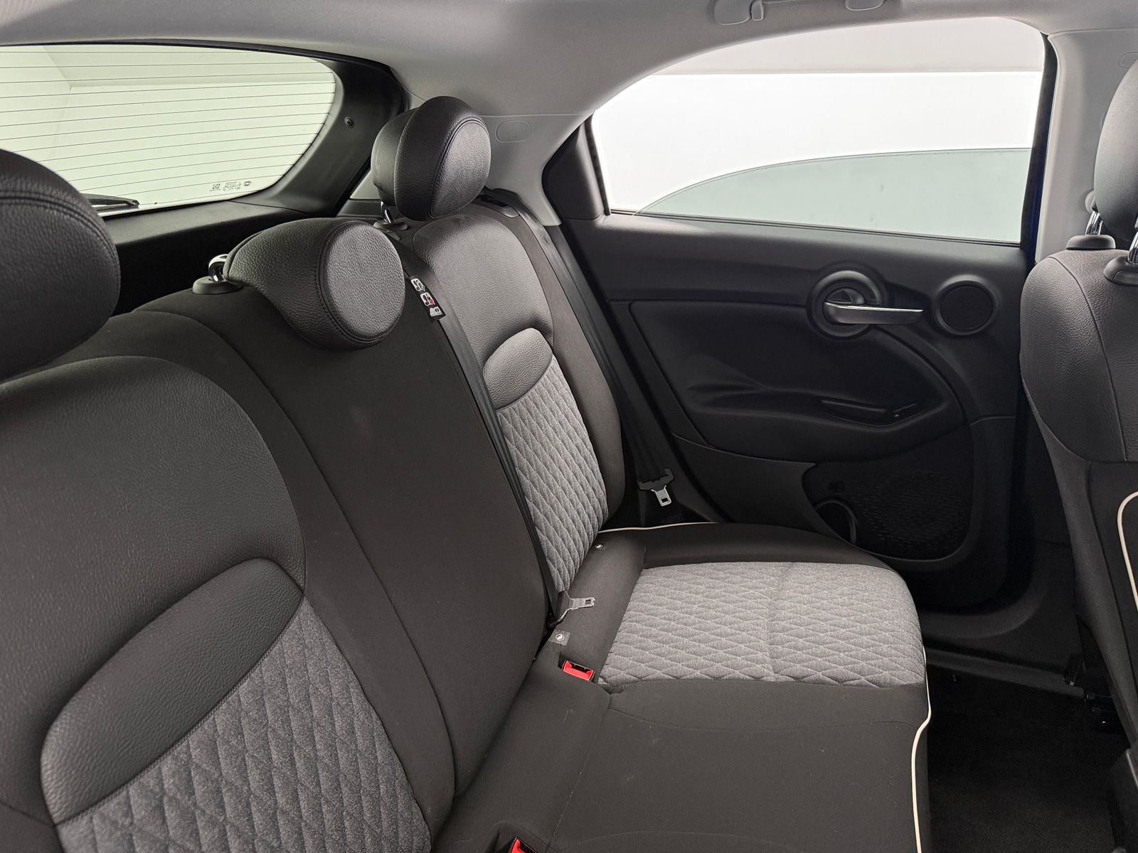 Thumbnail: 2020 Fiat 500X - 6