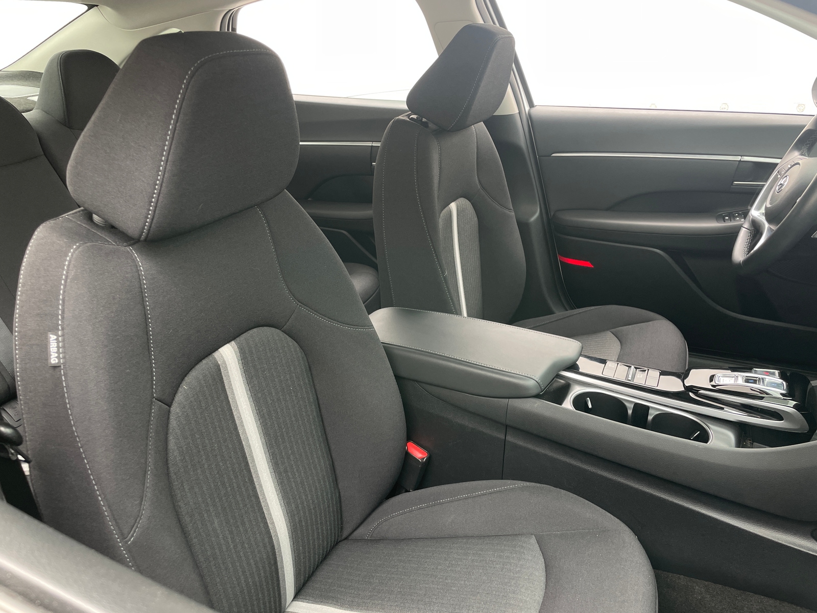 Thumbnail: 2023 Hyundai Sonata - 2