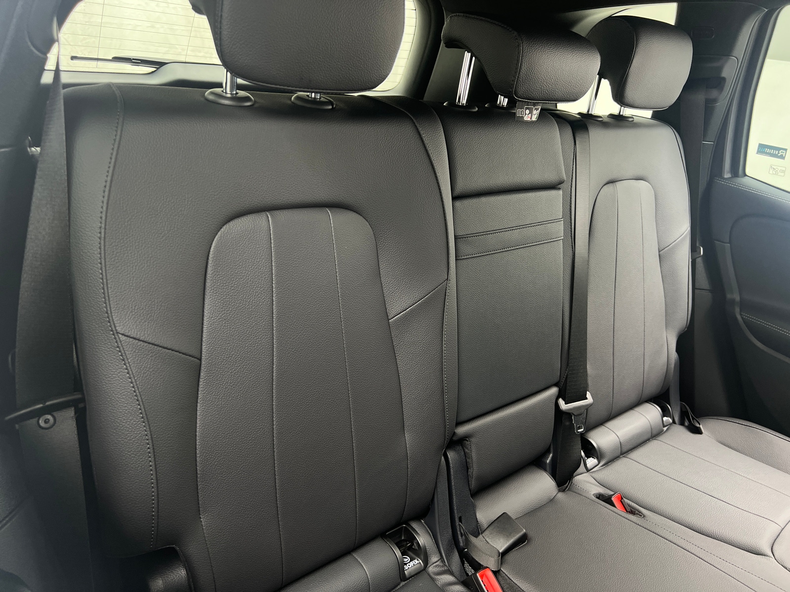 Thumbnail: 2025 Mercedes-Benz GLB - 5