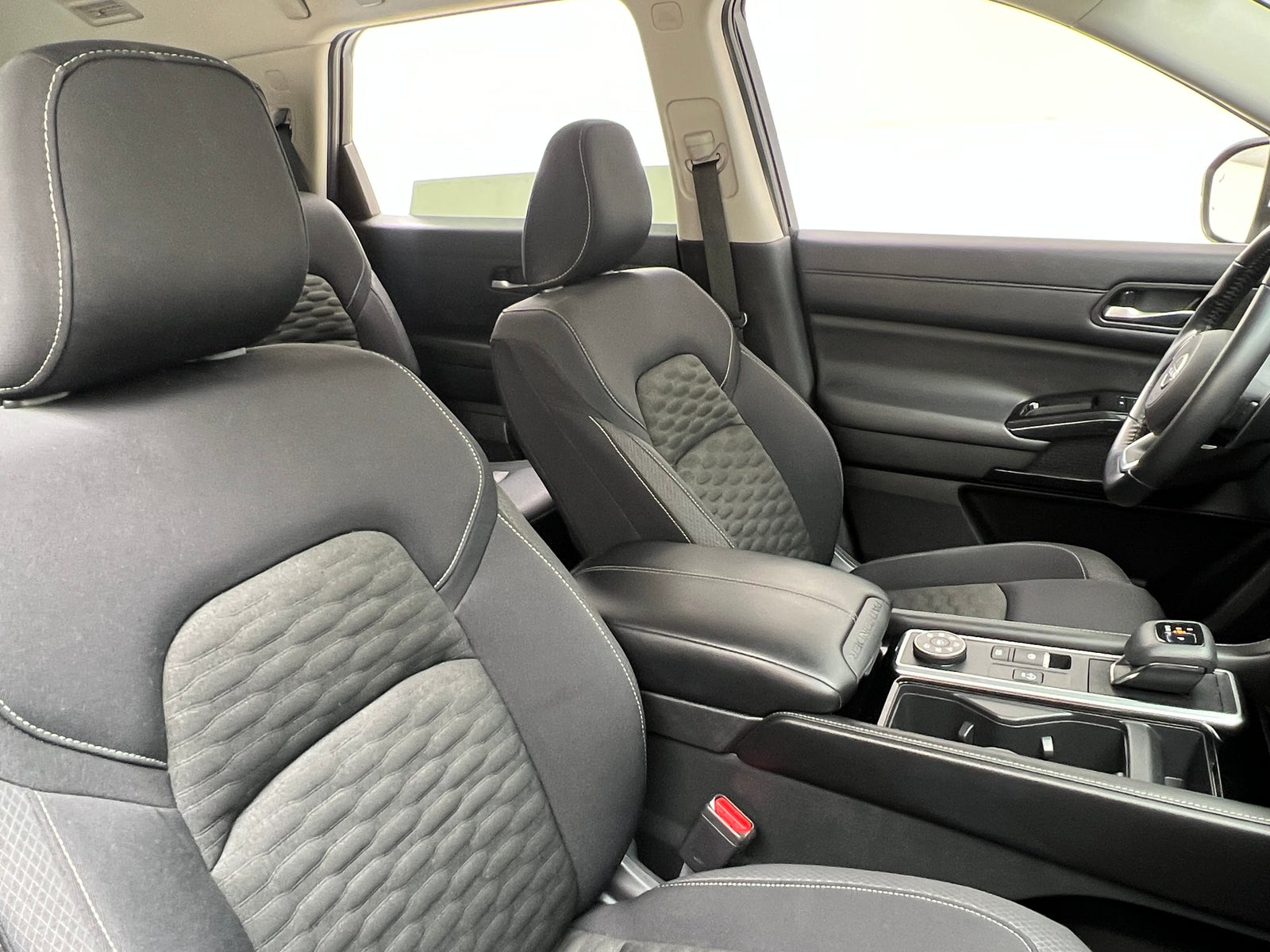 Thumbnail: 2022 Nissan Pathfinder - 2