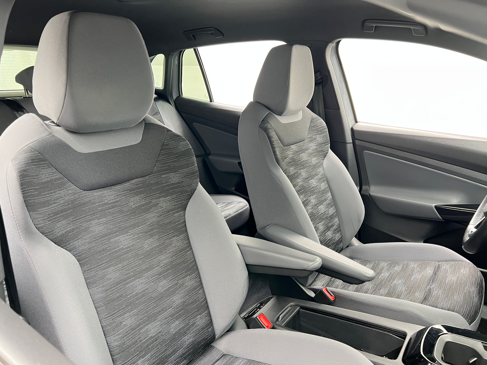 Thumbnail: 2022 Volkswagen ID.4 - 2