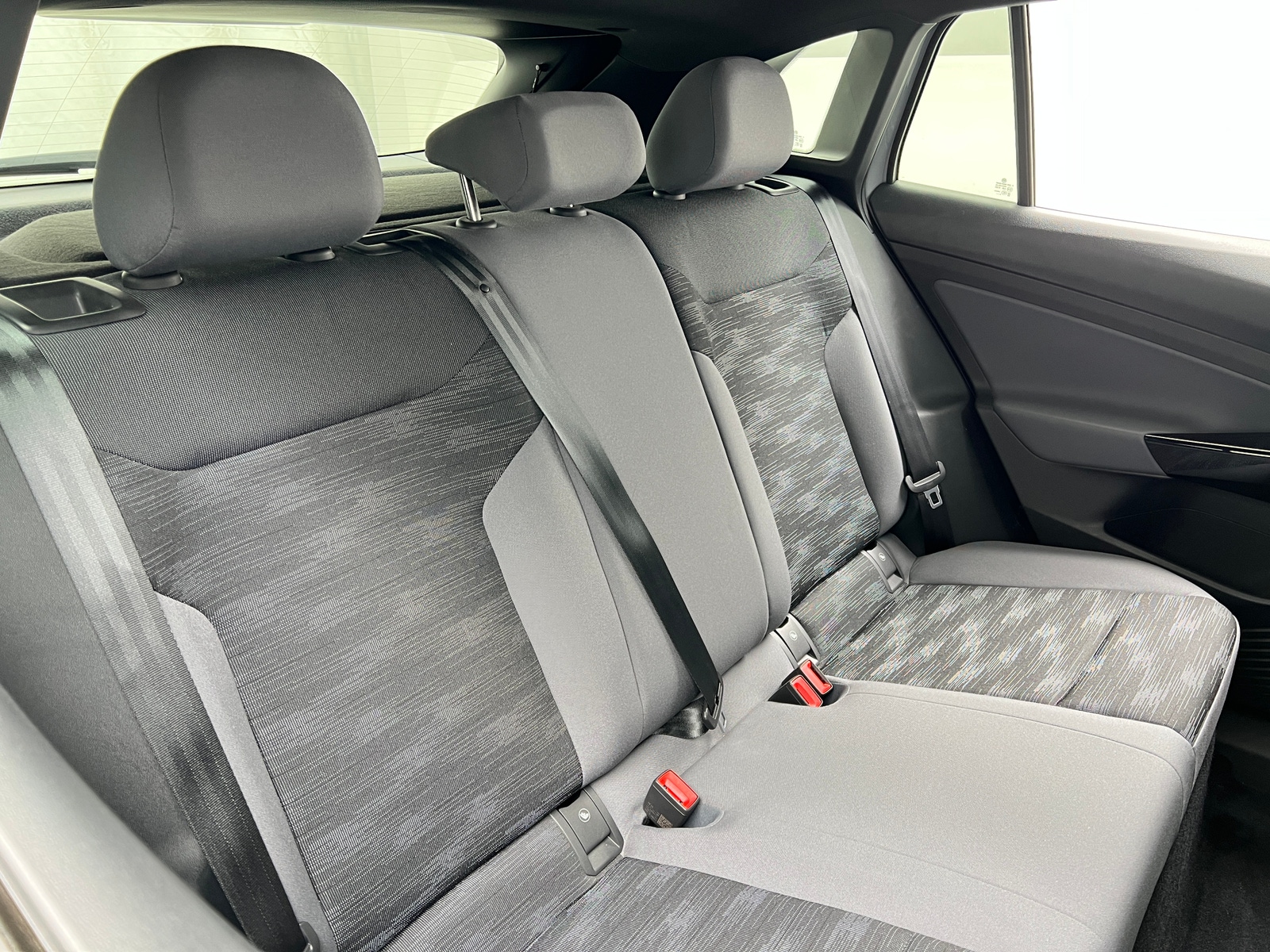 Thumbnail: 2022 Volkswagen ID.4 - 6