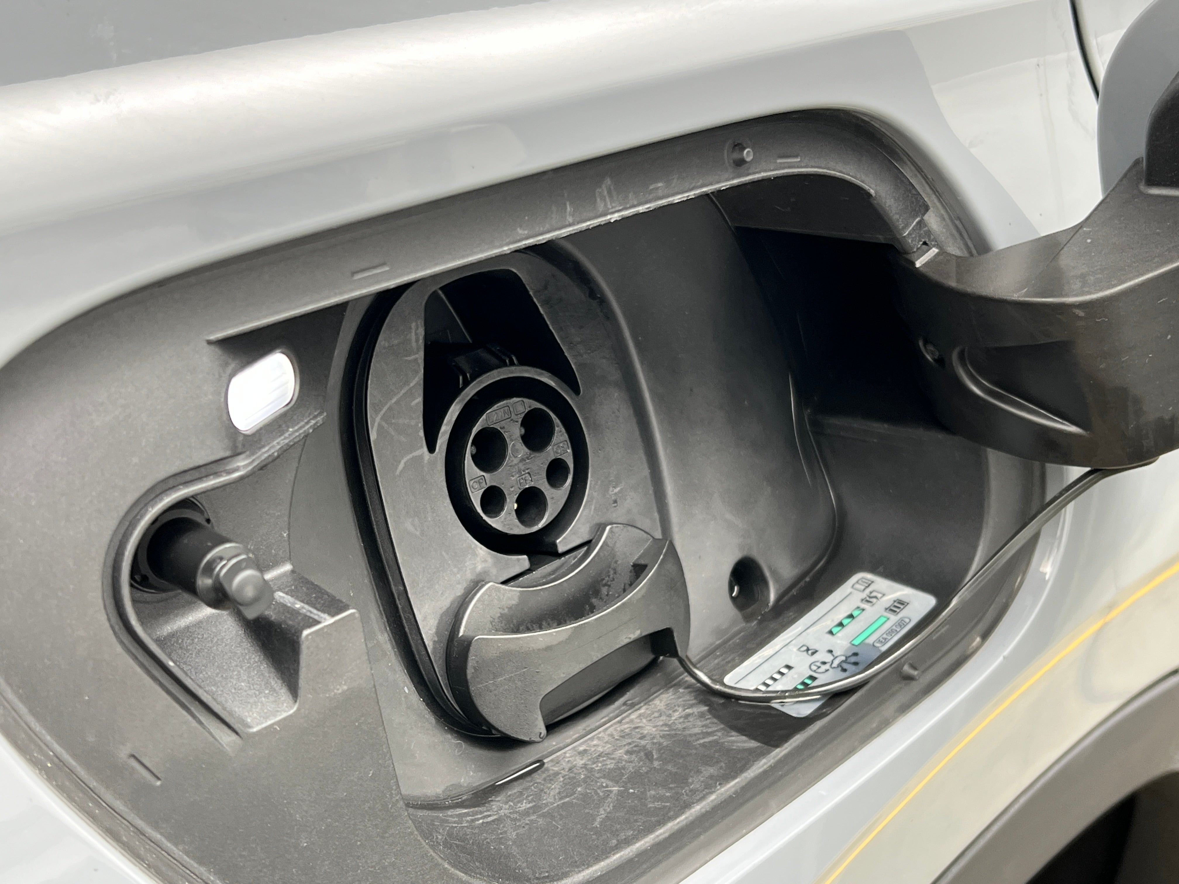 Used 2022 Volkswagen ID.4 PRO with VIN WVGJNPE20NP070715 for sale in Auburn, WA