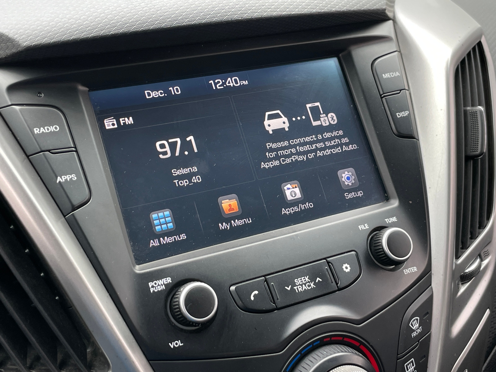 Thumbnail: 2017 Hyundai Veloster - 4