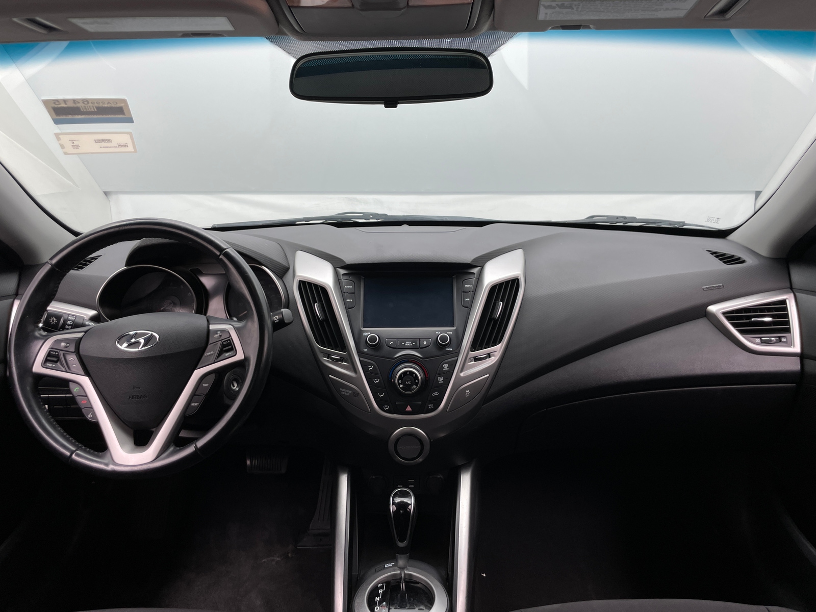 Thumbnail: 2017 Hyundai Veloster - 3