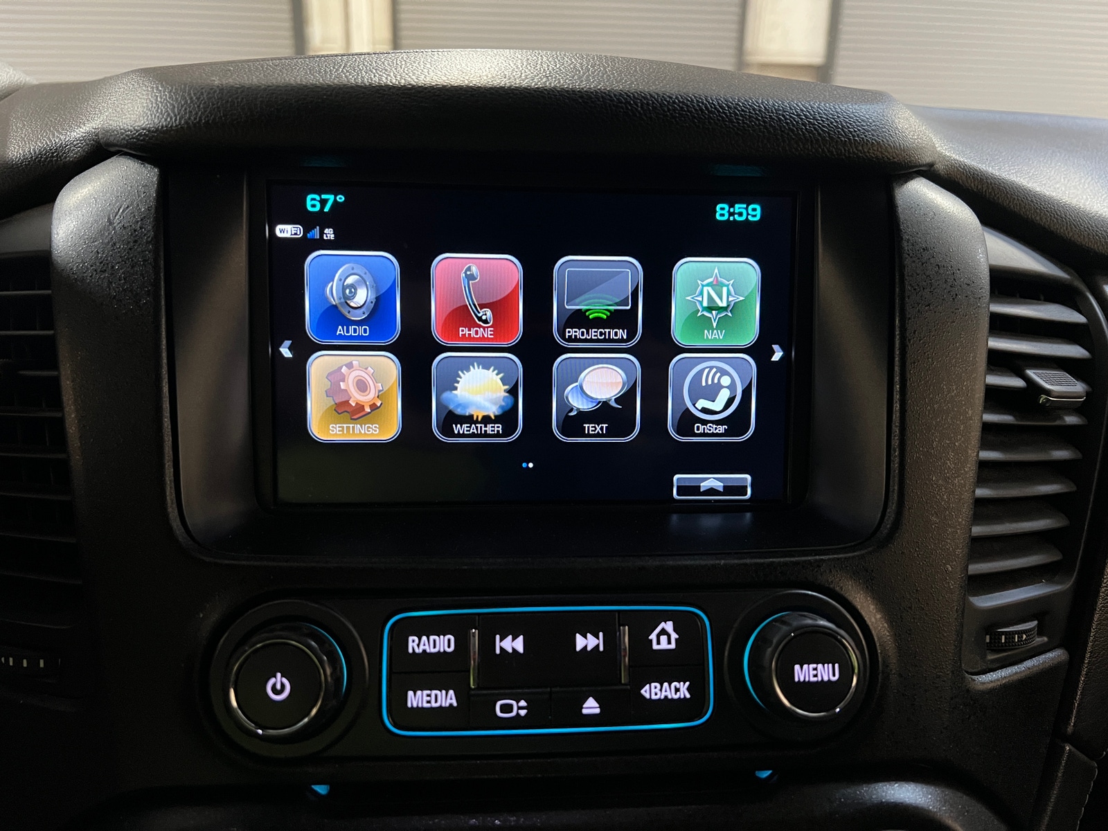 Thumbnail: 2019 Chevrolet Suburban - 3