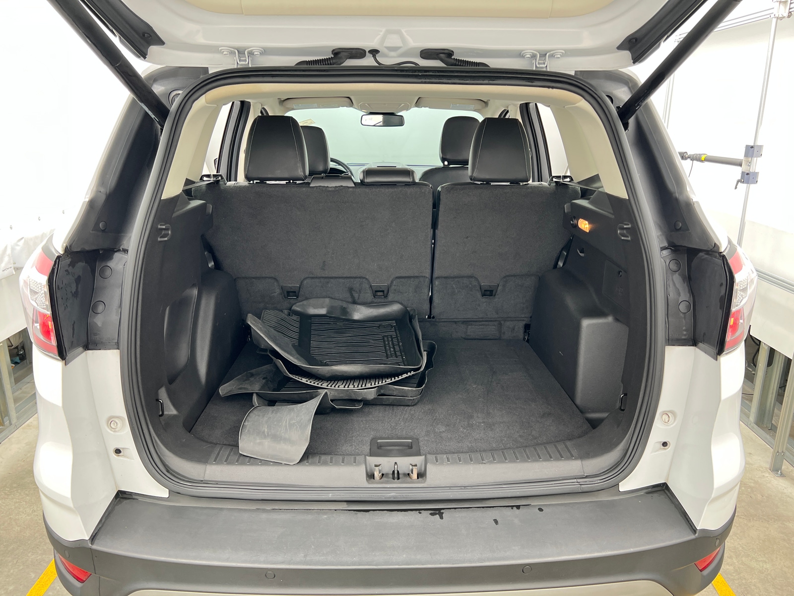 Thumbnail: 2018 Ford Escape - 6