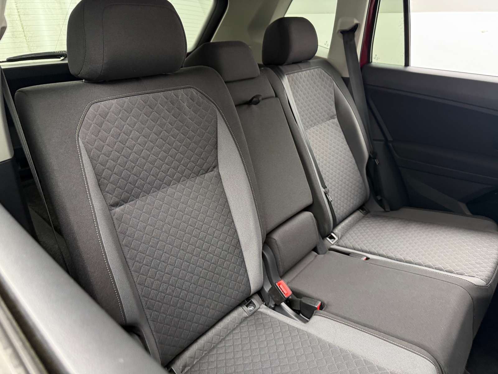 Thumbnail: 2019 Volkswagen Tiguan - 6