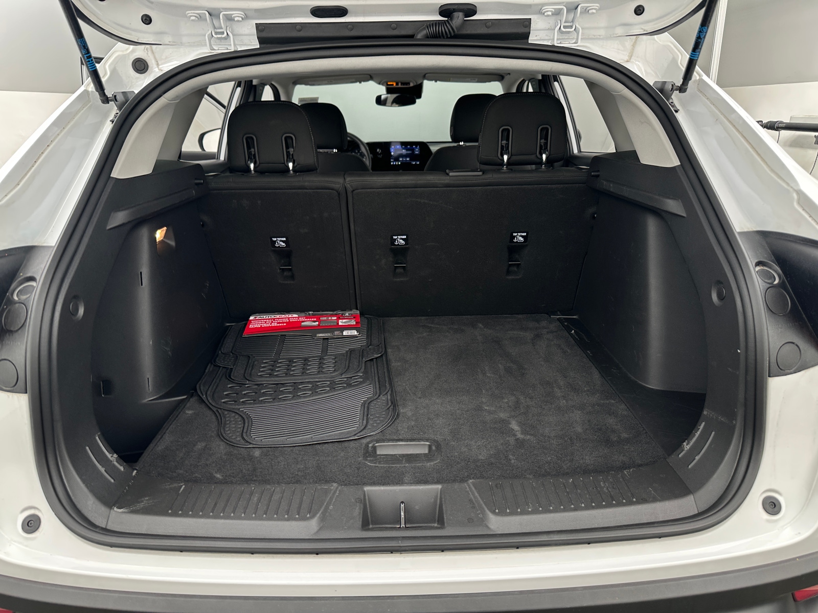 Thumbnail: 2025 Chevrolet Trax - 7