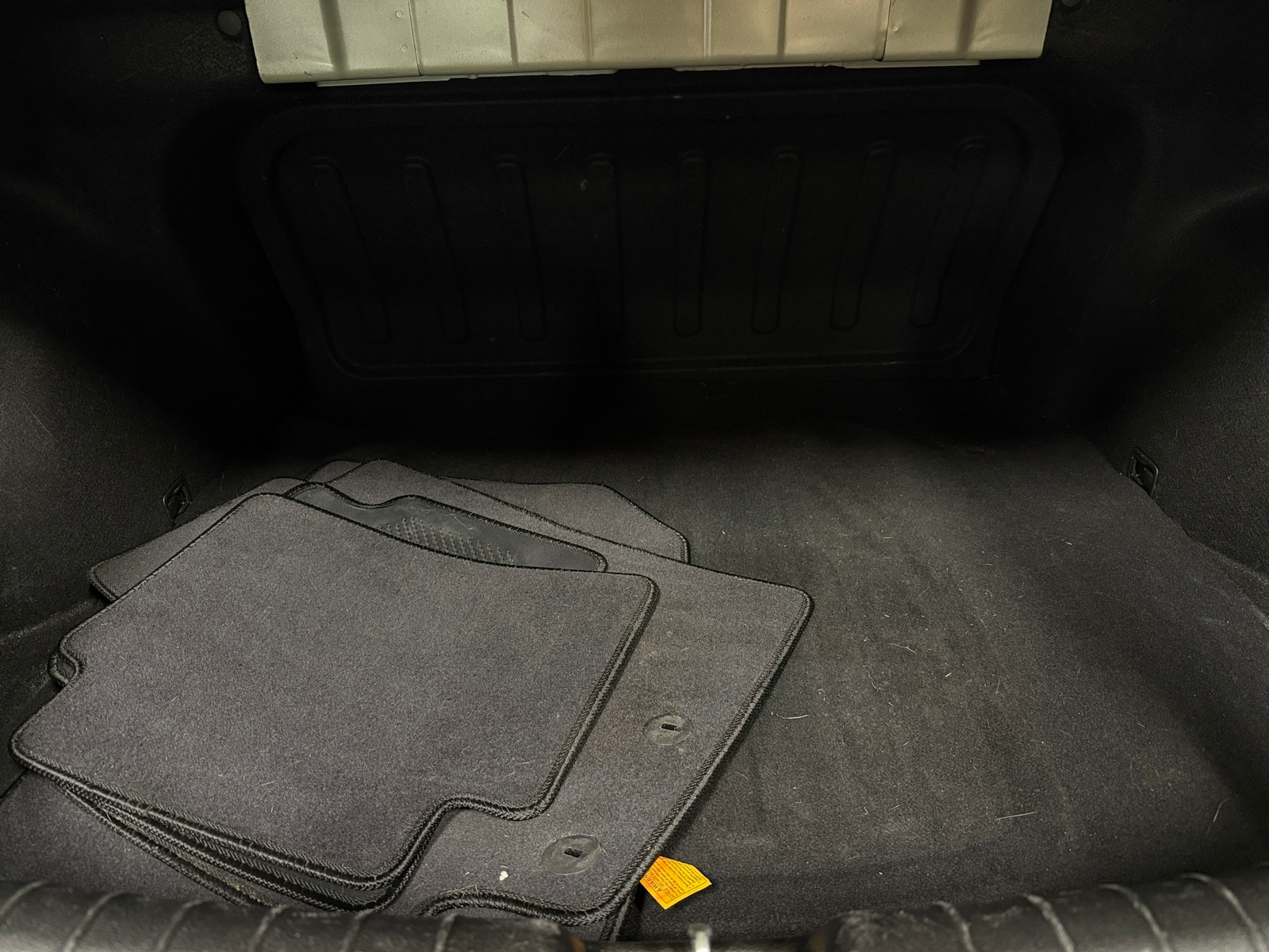 Thumbnail: 2023 Kia Rio - 7