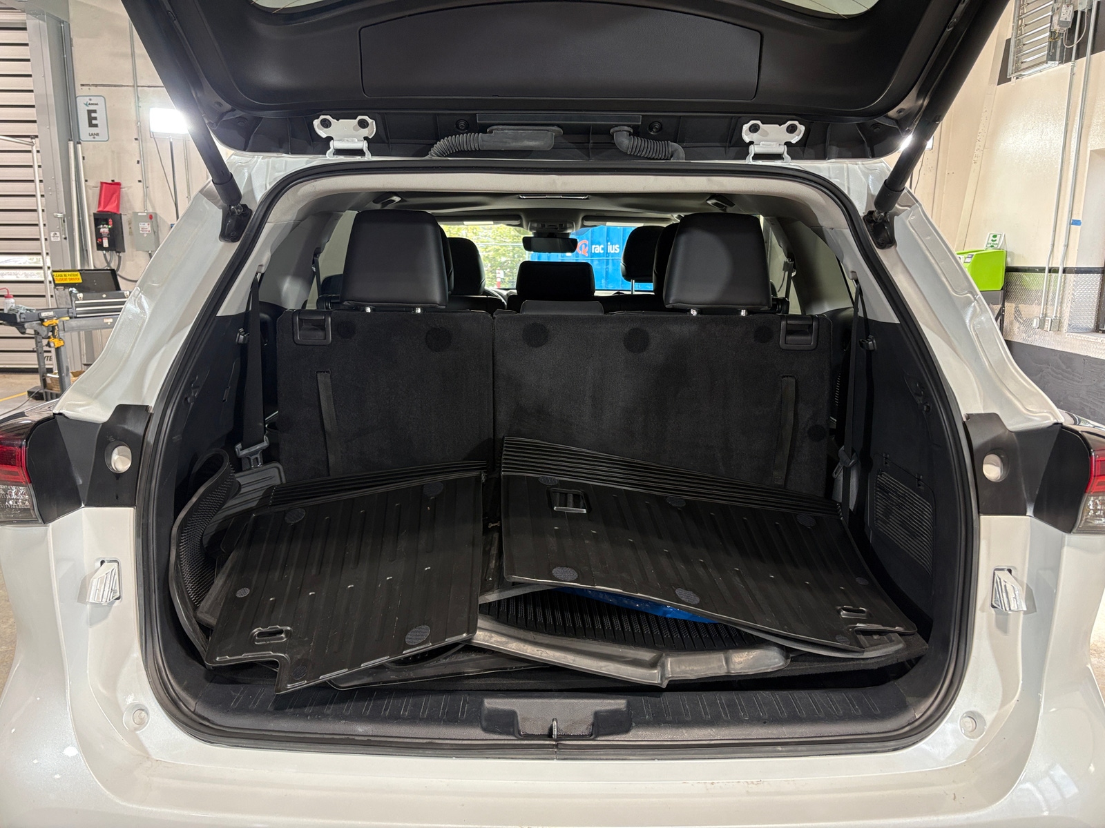 Thumbnail: 2024 Toyota Highlander - 6