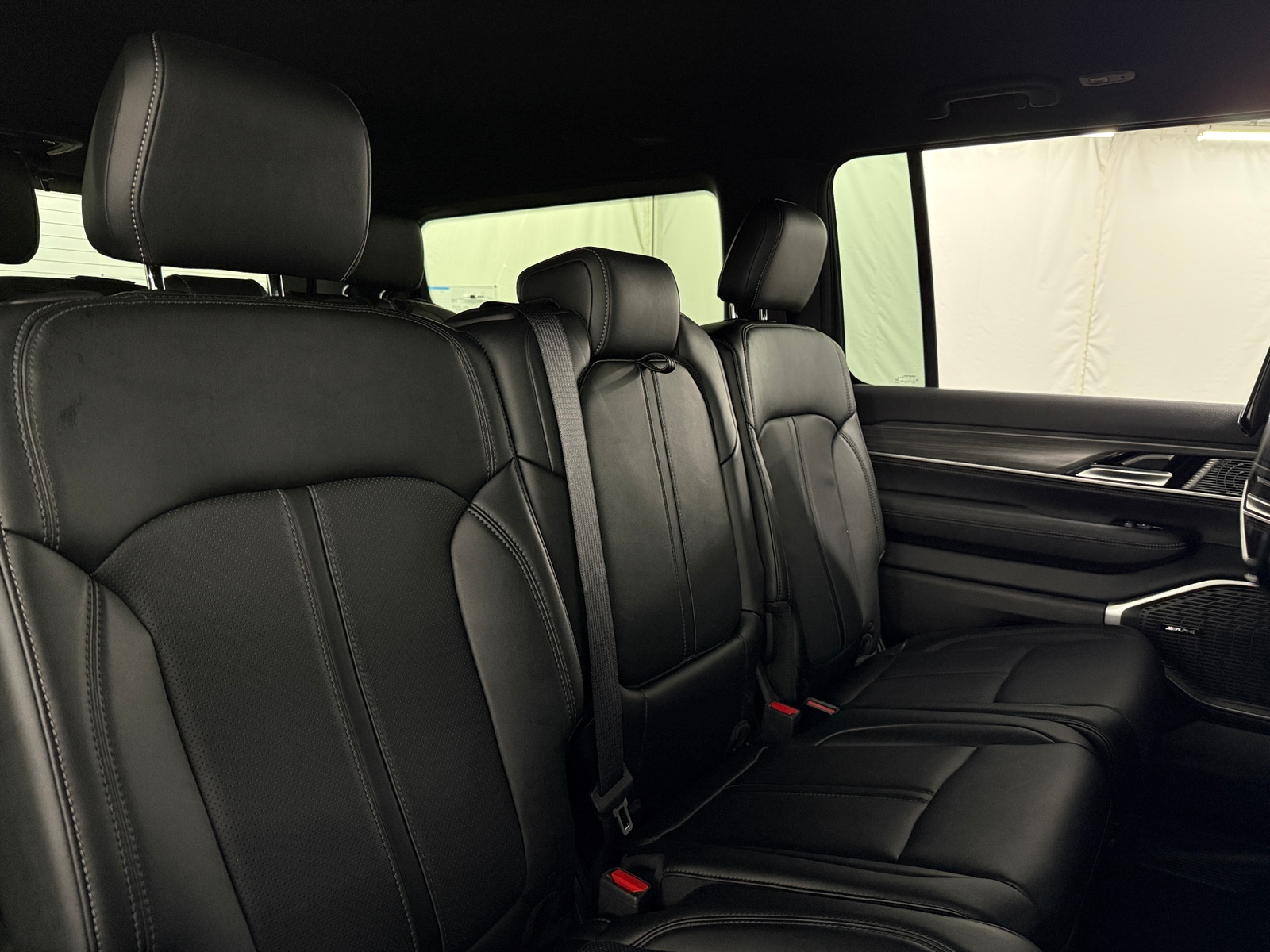 Thumbnail: 2024 Jeep Wagoneer - 5