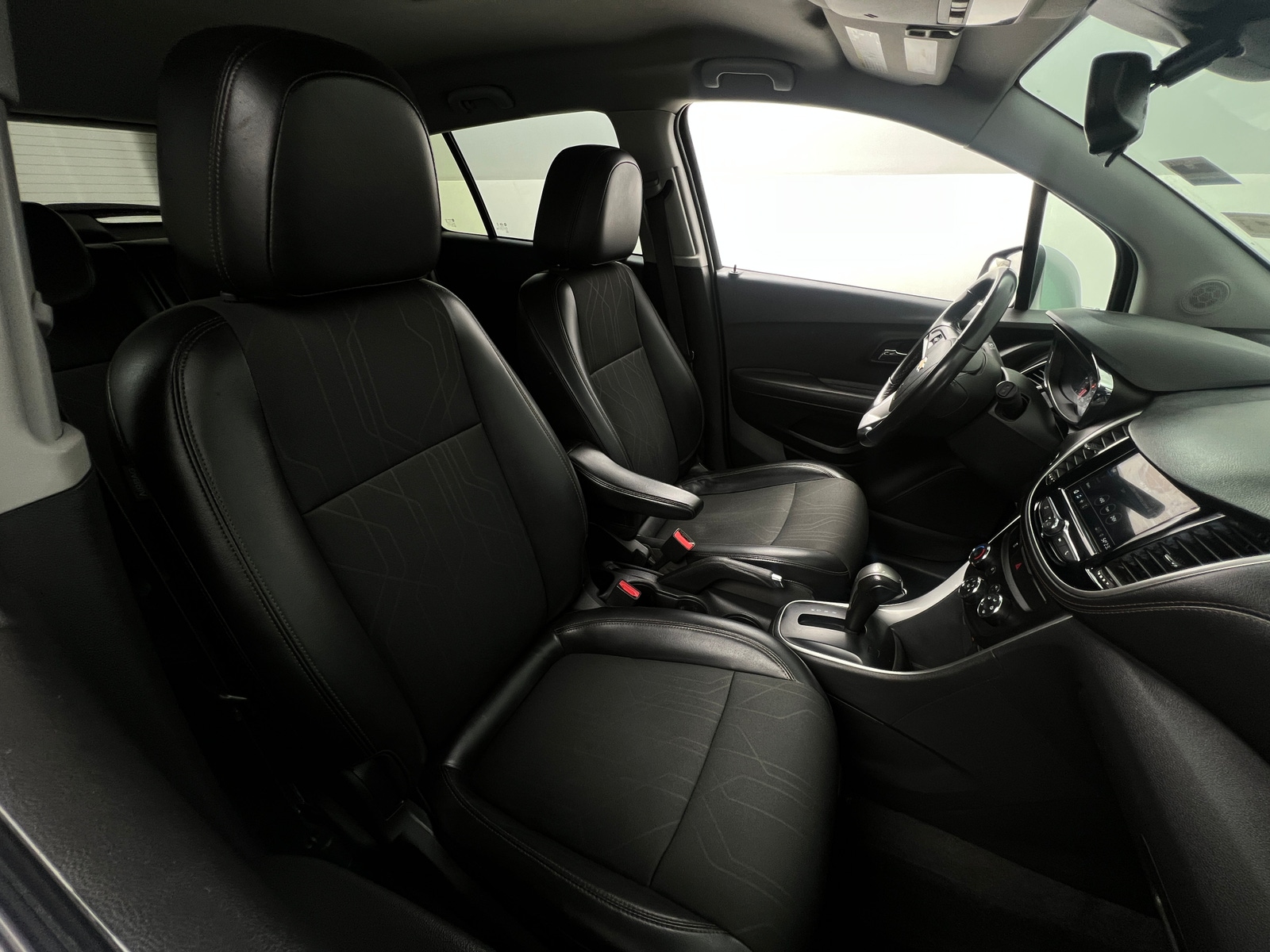 Thumbnail: 2019 Chevrolet Trax - 2