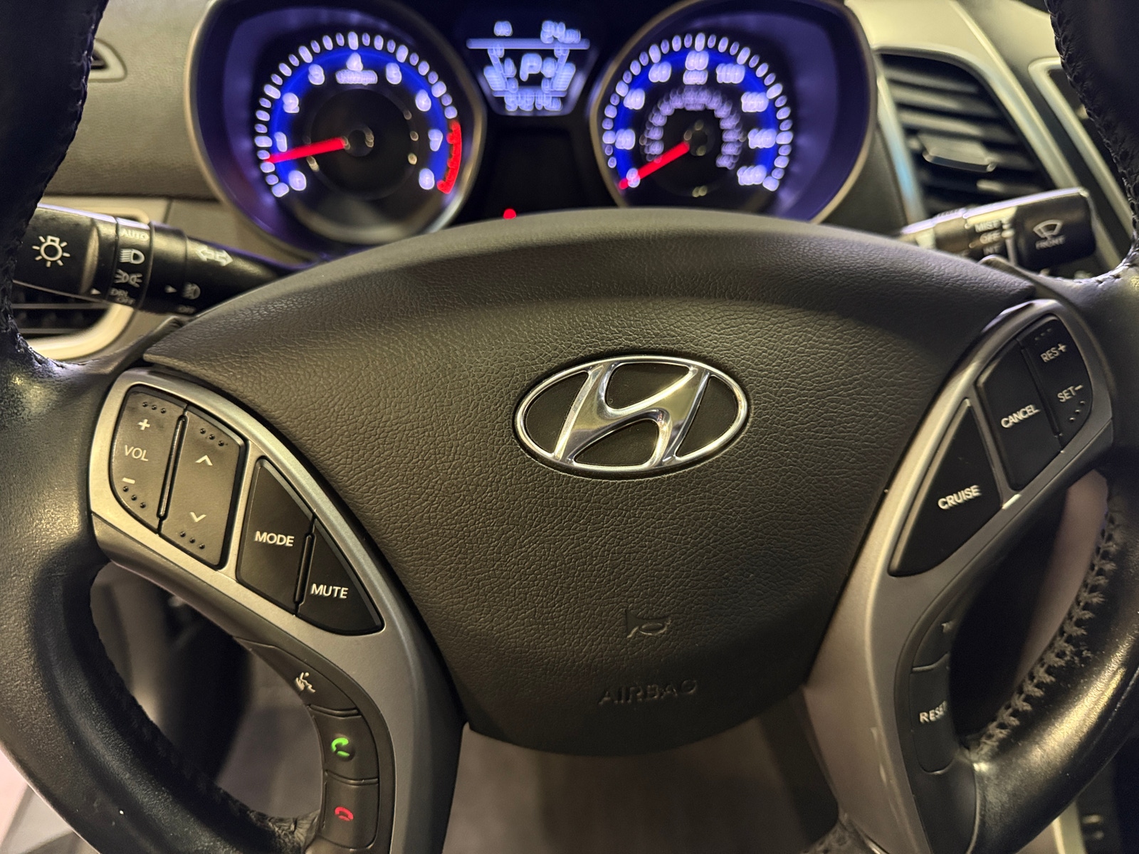 Thumbnail: 2016 Hyundai Elantra - 5