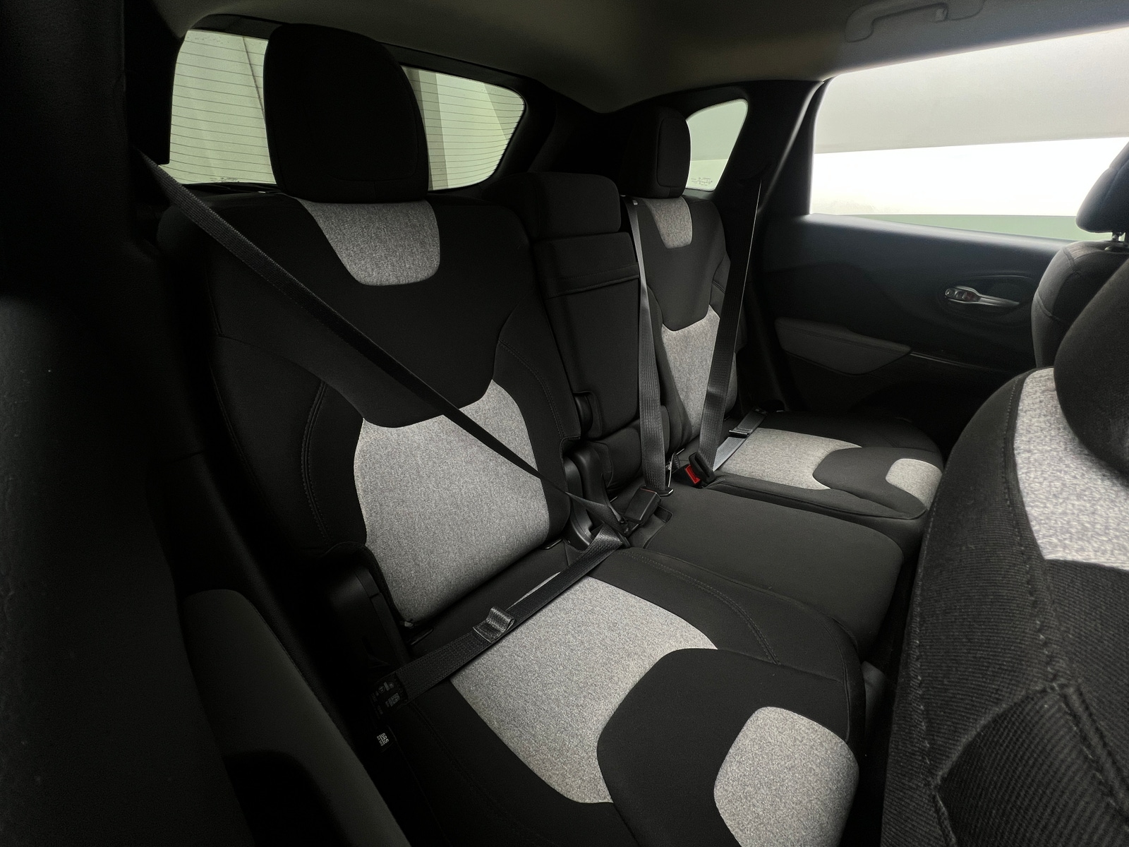 Thumbnail: 2014 Jeep Cherokee - 6