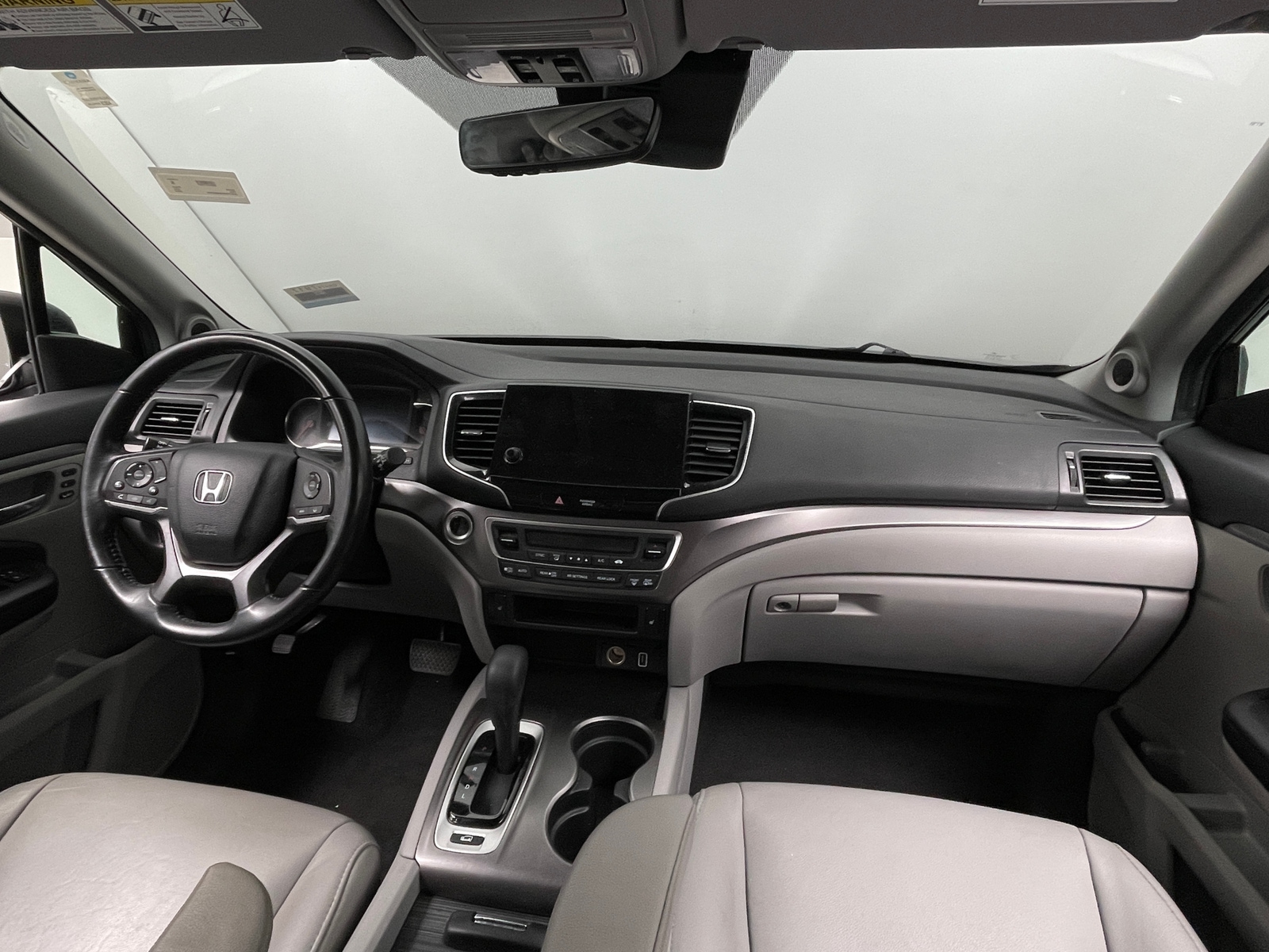 Thumbnail: 2019 Honda Pilot - 2