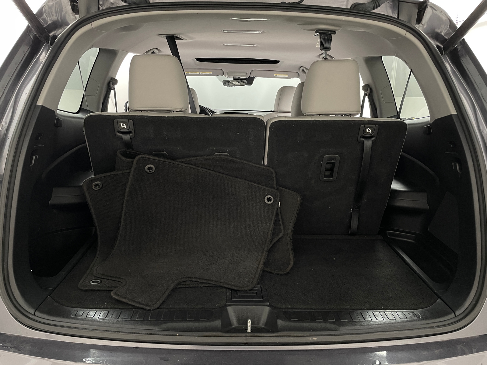 Thumbnail: 2019 Honda Pilot - 6