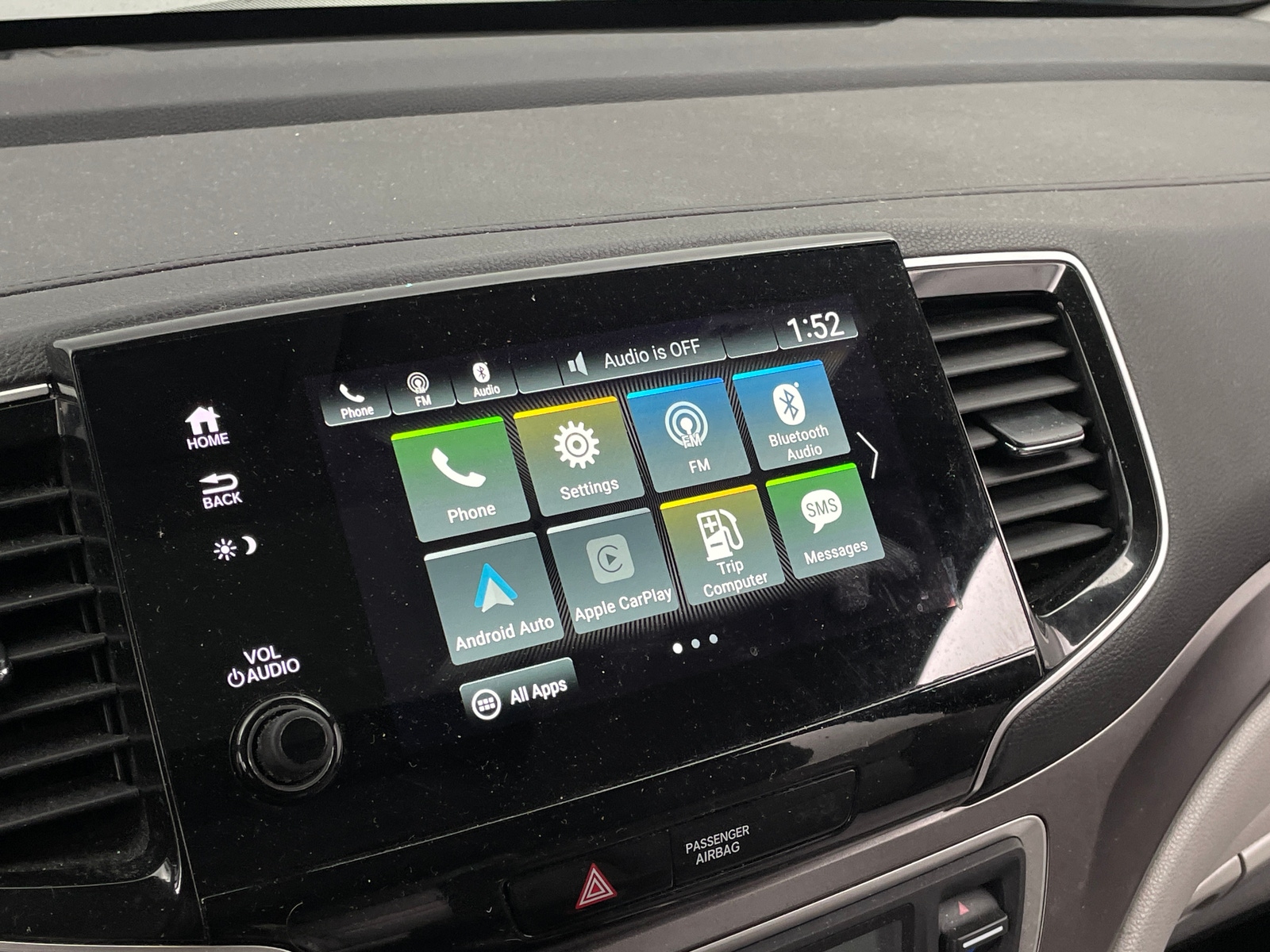 Thumbnail: 2019 Honda Pilot - 3