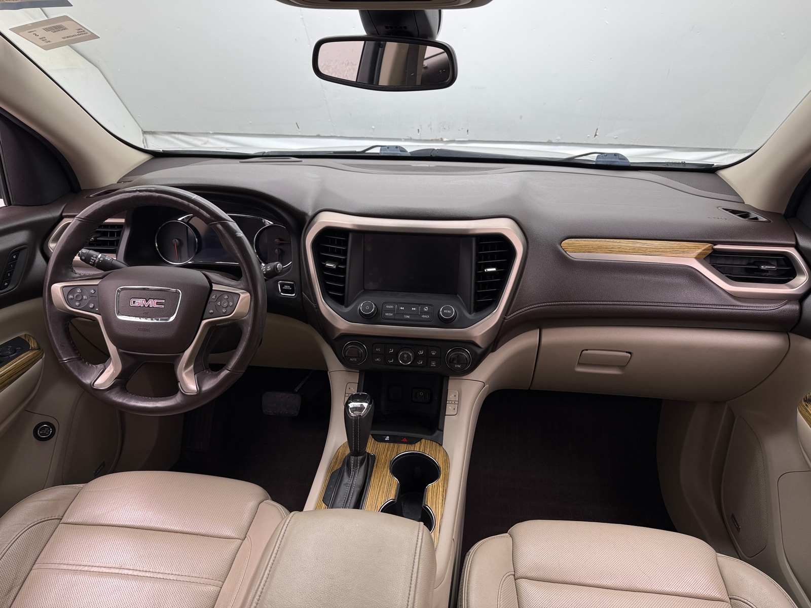 Thumbnail: 2017 GMC Acadia - 2