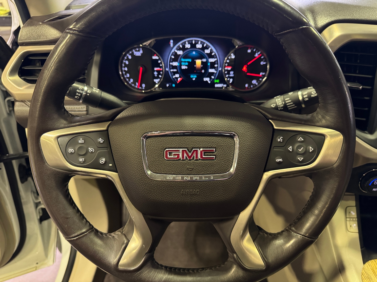 Thumbnail: 2017 GMC Acadia - 4