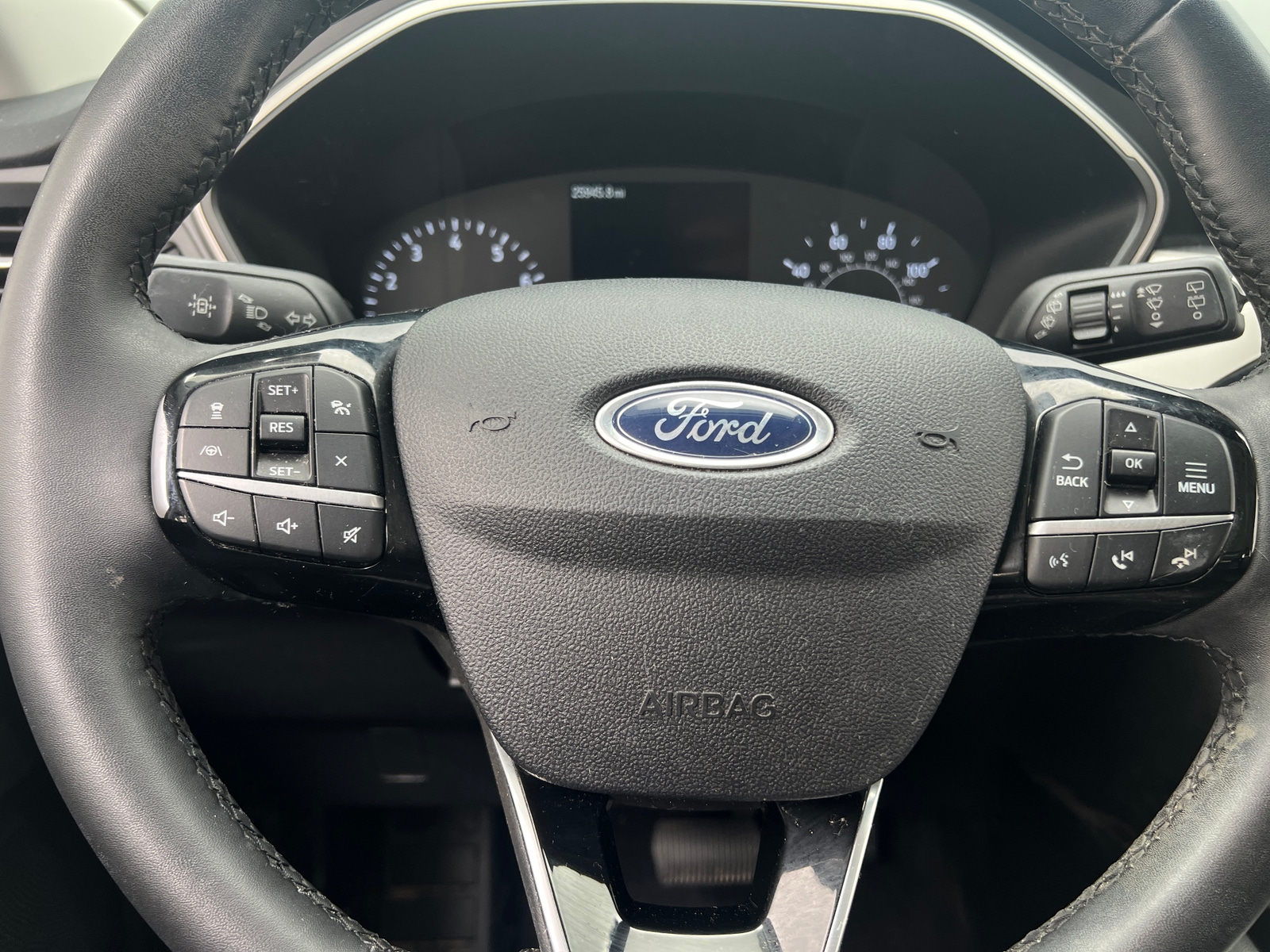 Thumbnail: 2022 Ford Escape - 4