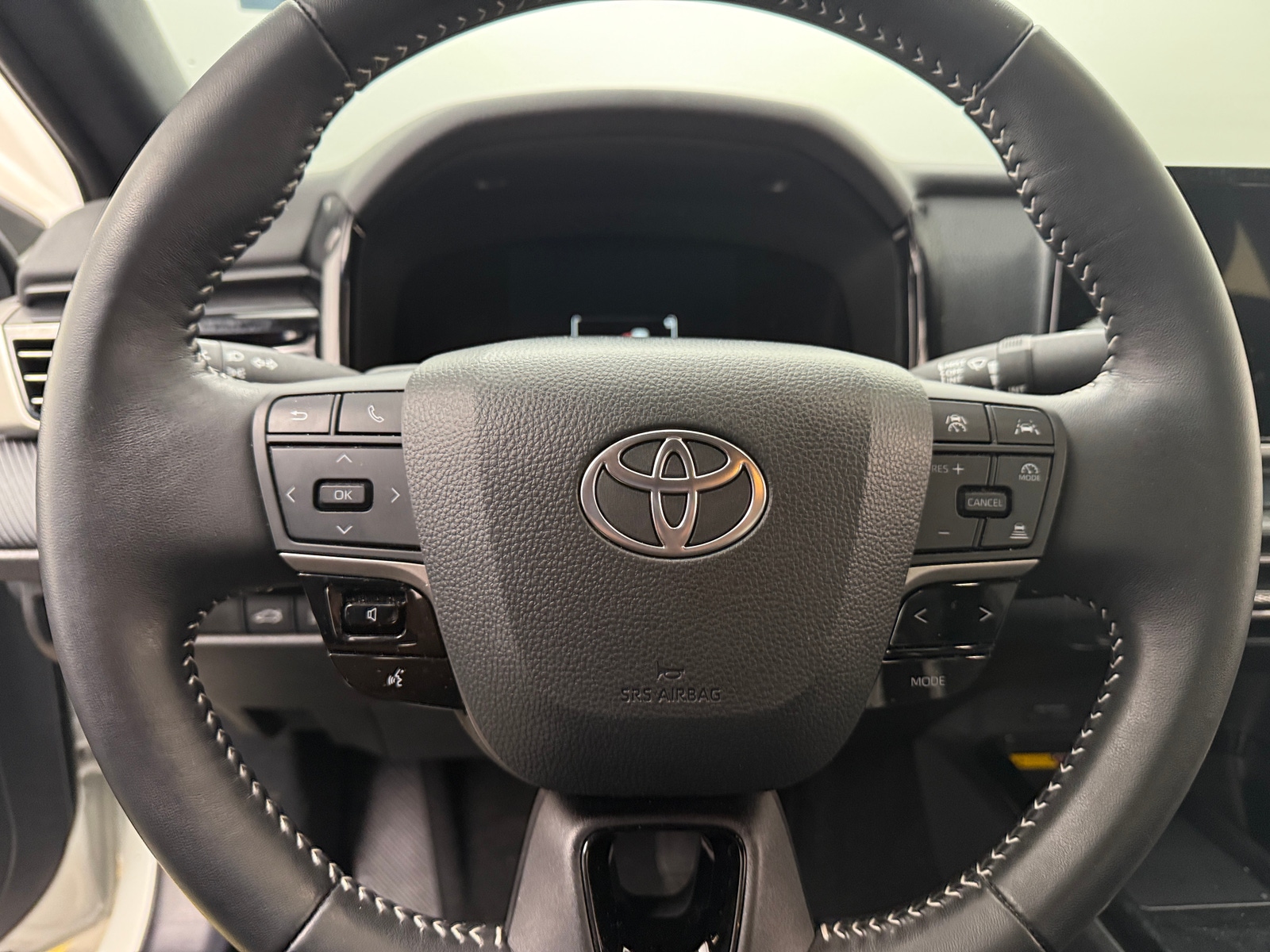 Thumbnail: 2025 Toyota Camry - 5