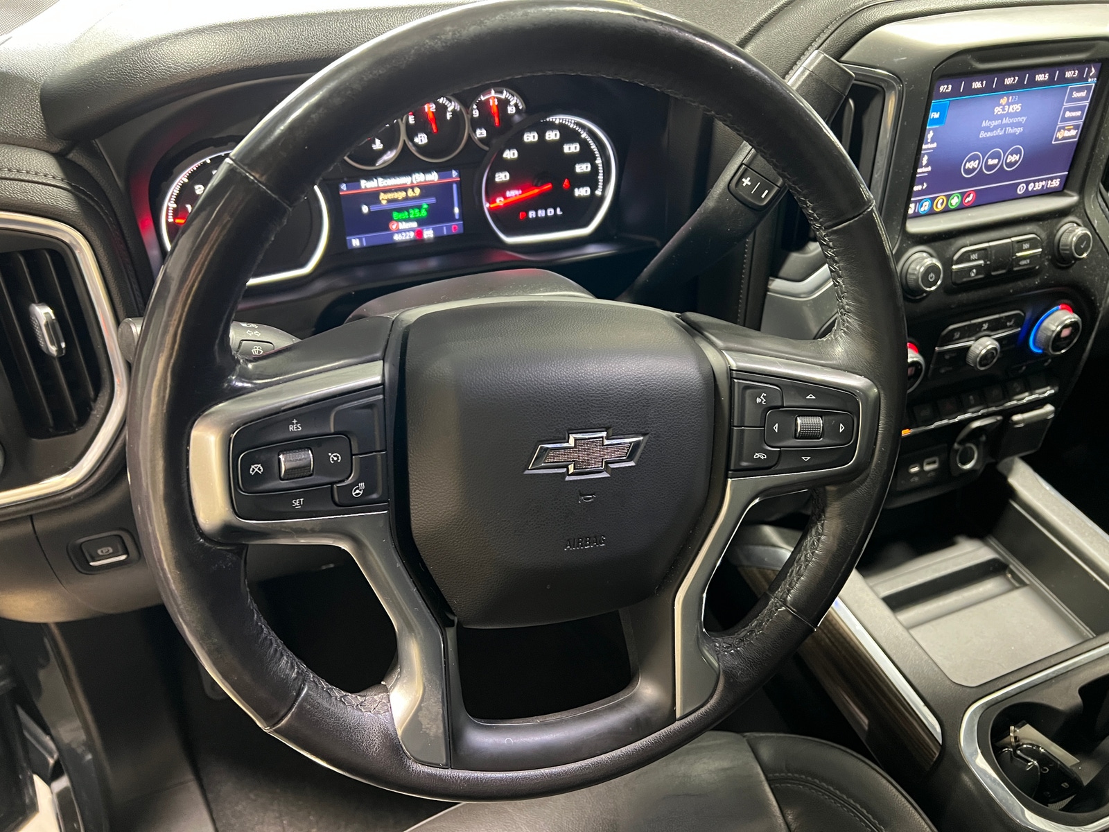 Thumbnail: 2020 Chevrolet Silverado 1500 - 4