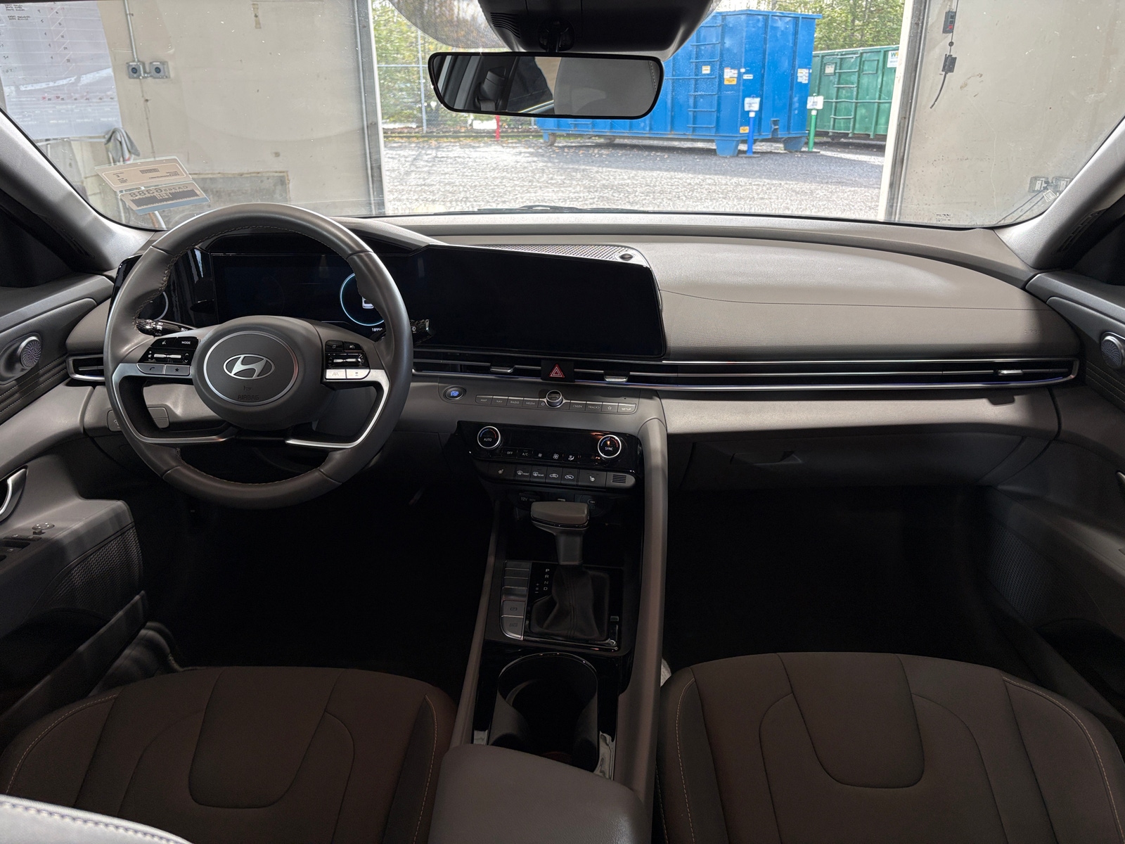 Thumbnail: 2025 Hyundai Elantra - 3