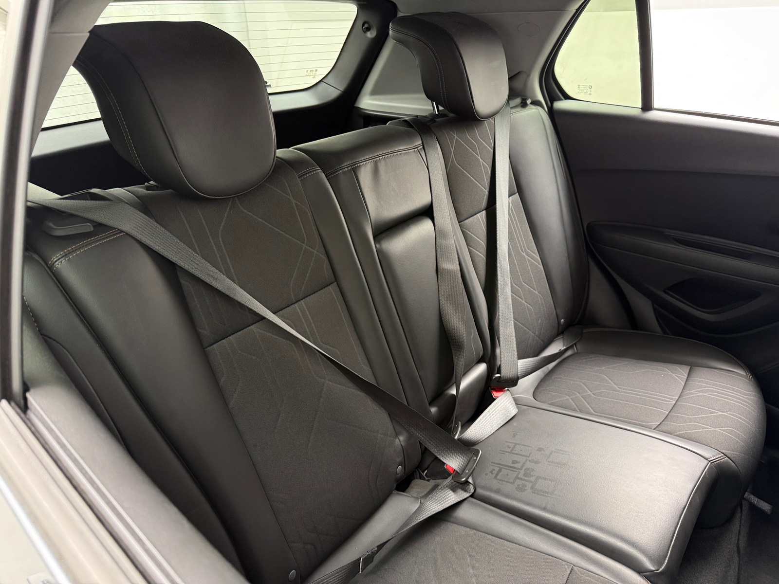 Thumbnail: 2021 Chevrolet Trax - 6