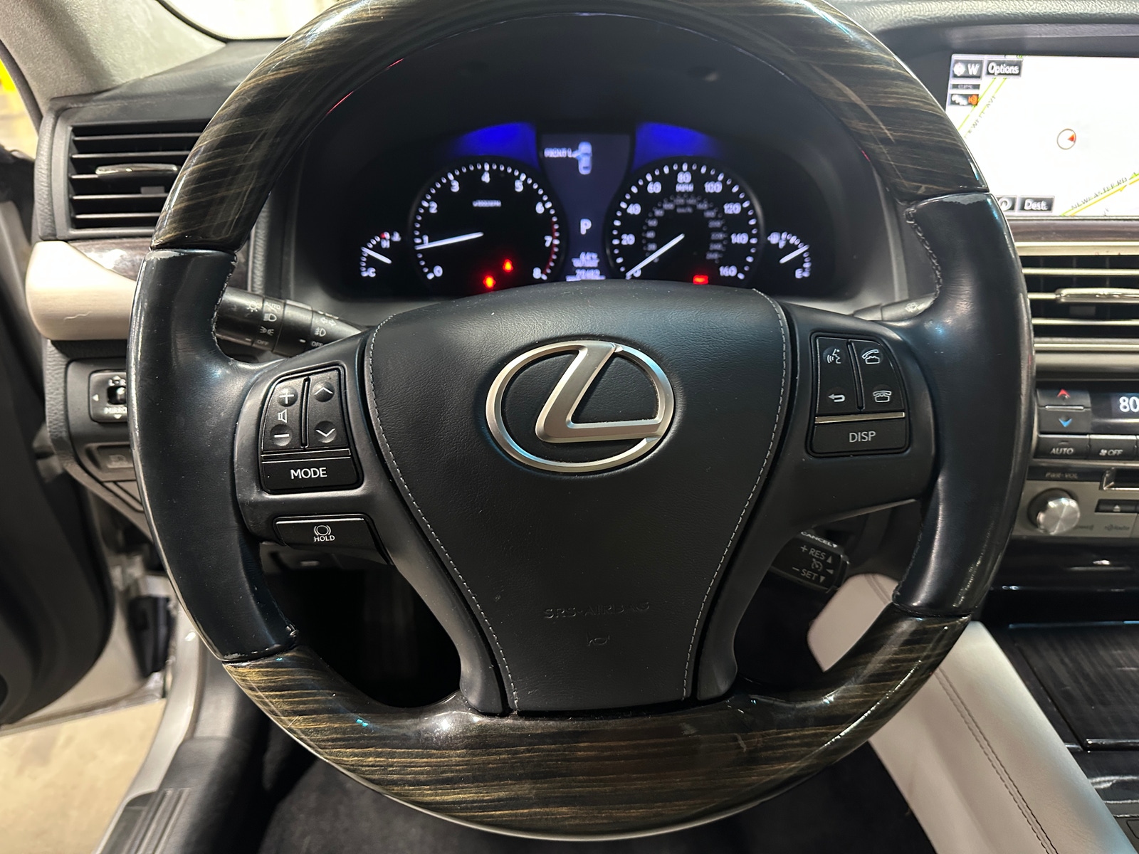 Thumbnail: 2015 Lexus LS - 4