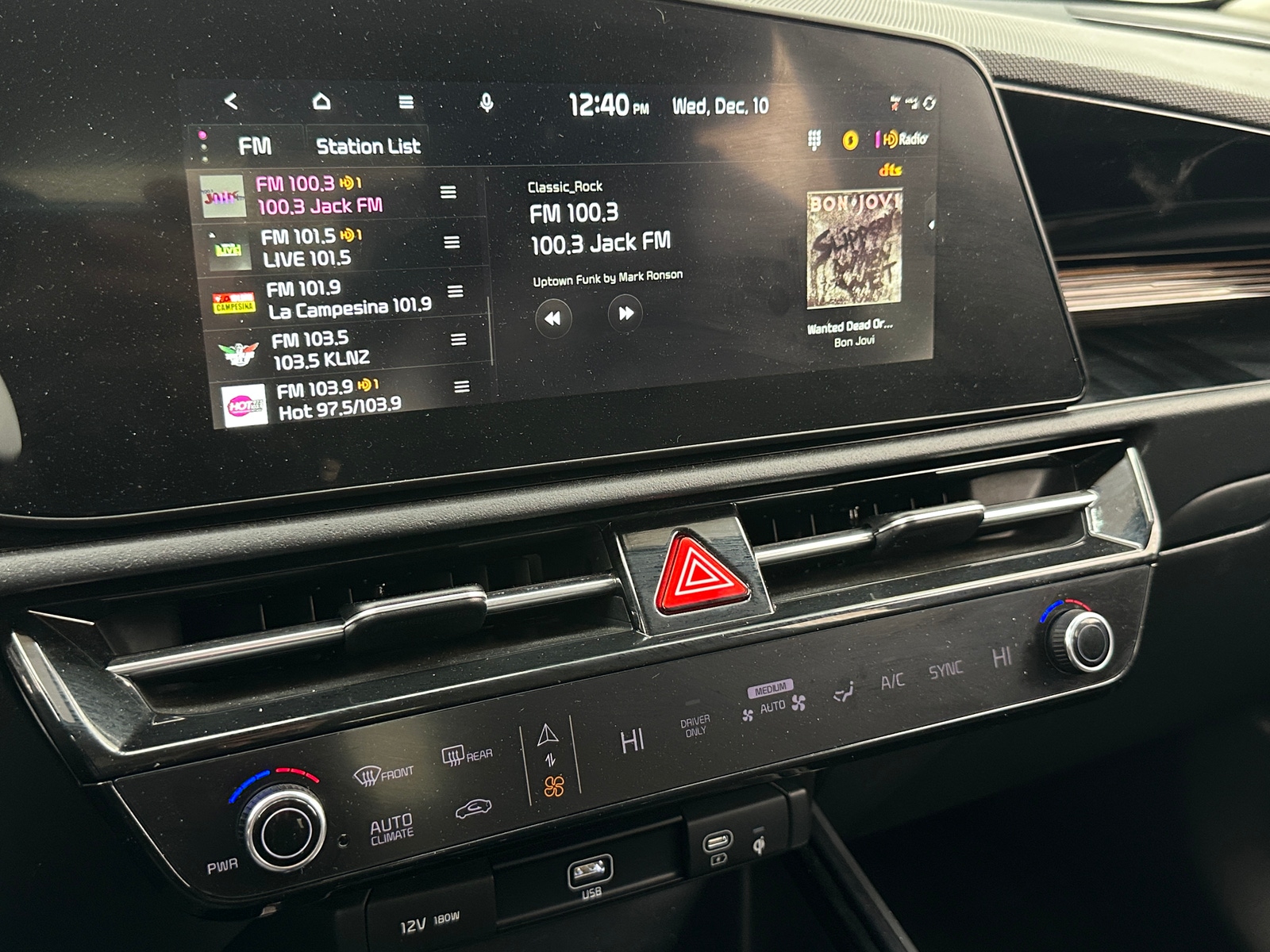 Thumbnail: 2023 Kia Niro - 4