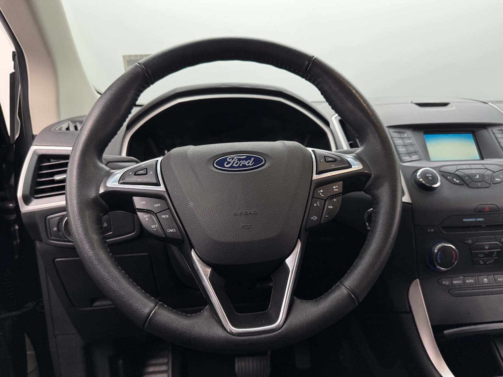 Thumbnail: 2018 Ford Edge - 5