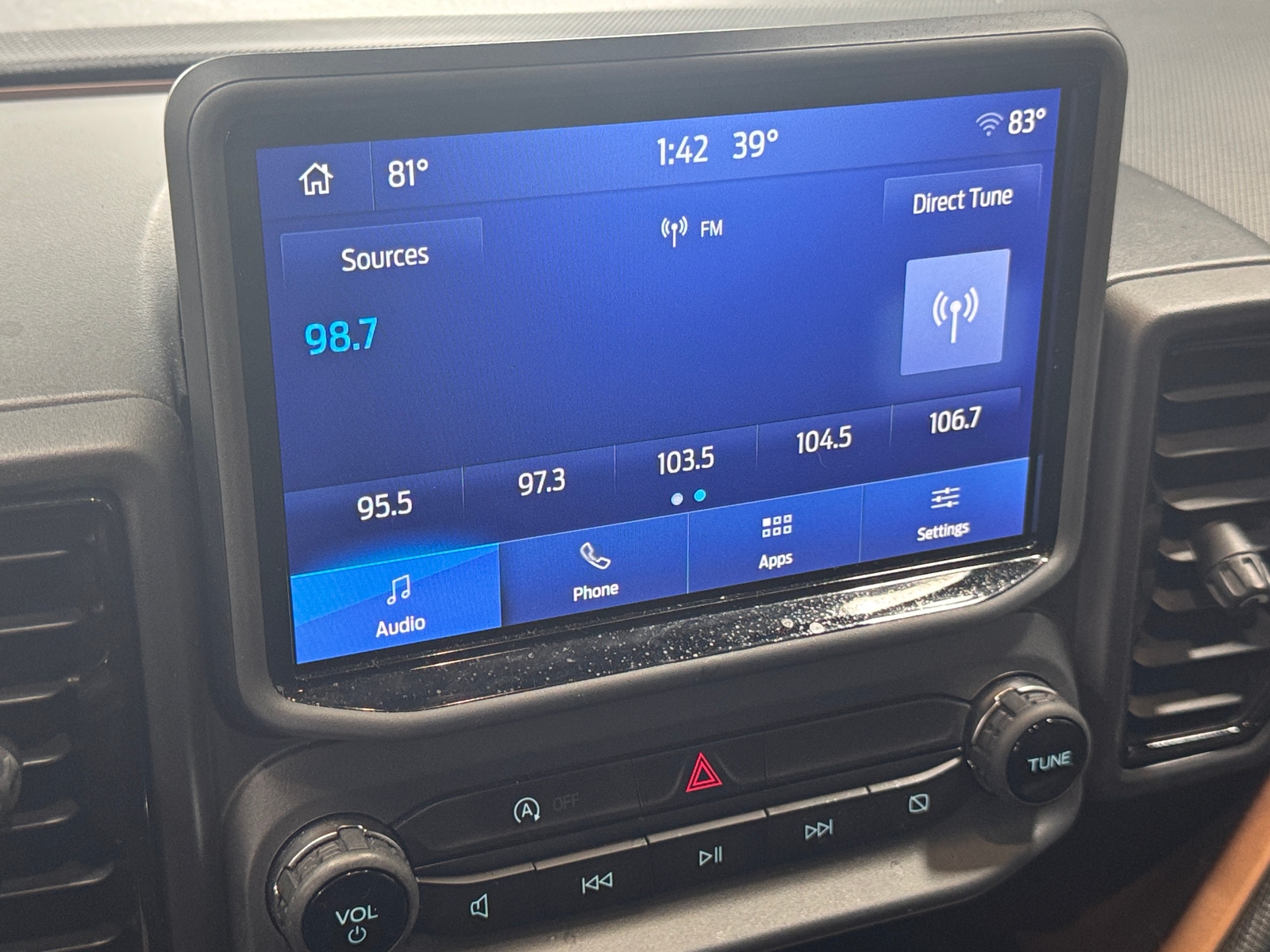 Thumbnail: 2022 Ford Bronco Sport - 3