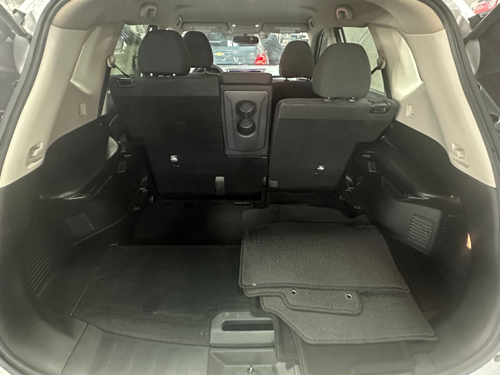 Thumbnail: 2016 Nissan Rogue - 7