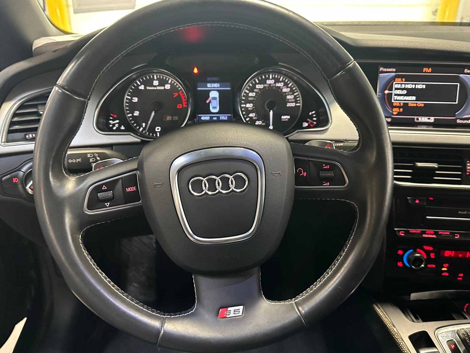 Thumbnail: 2011 Audi S5 - 4