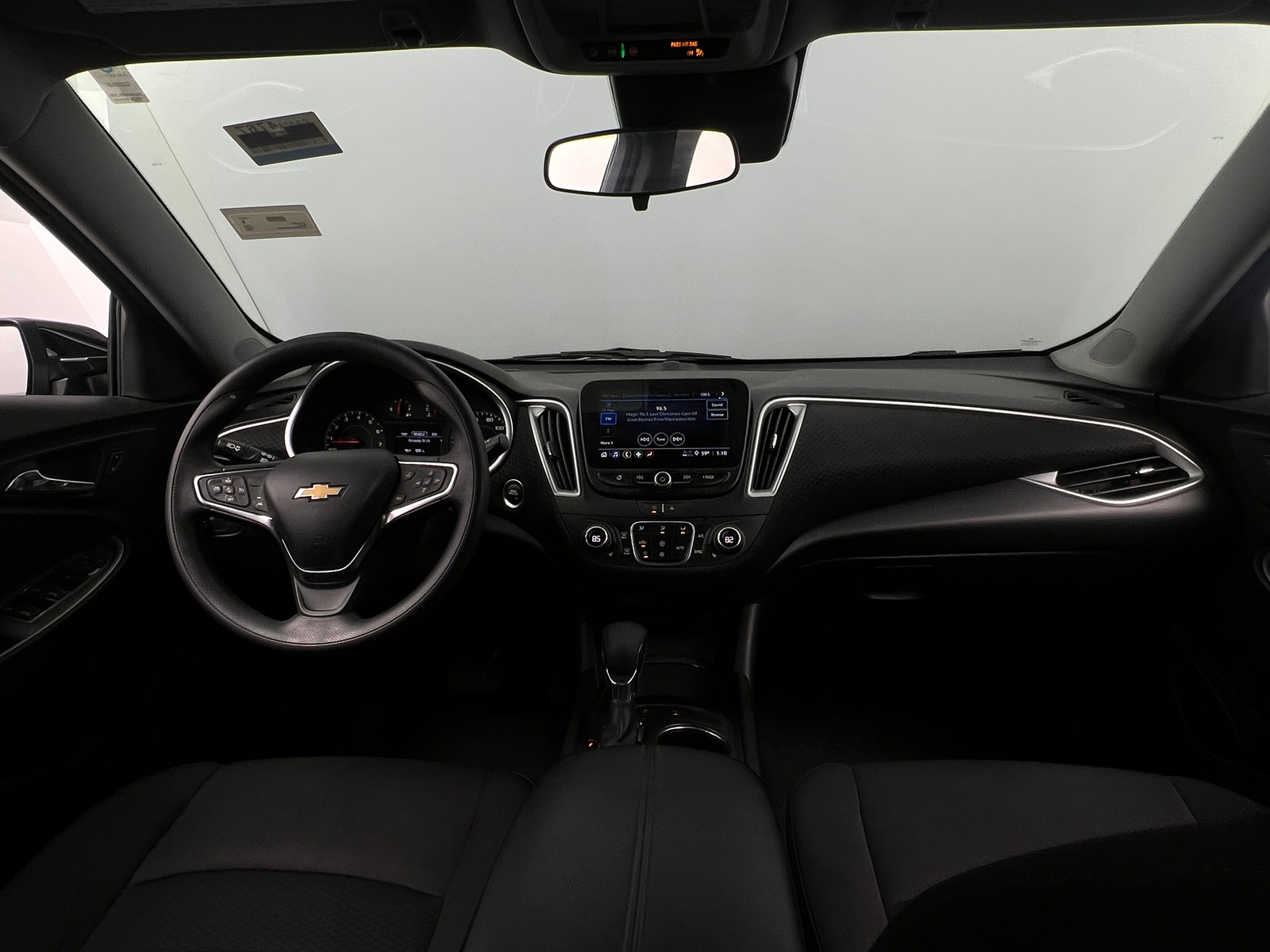 Thumbnail: 2024 Chevrolet Malibu - 3